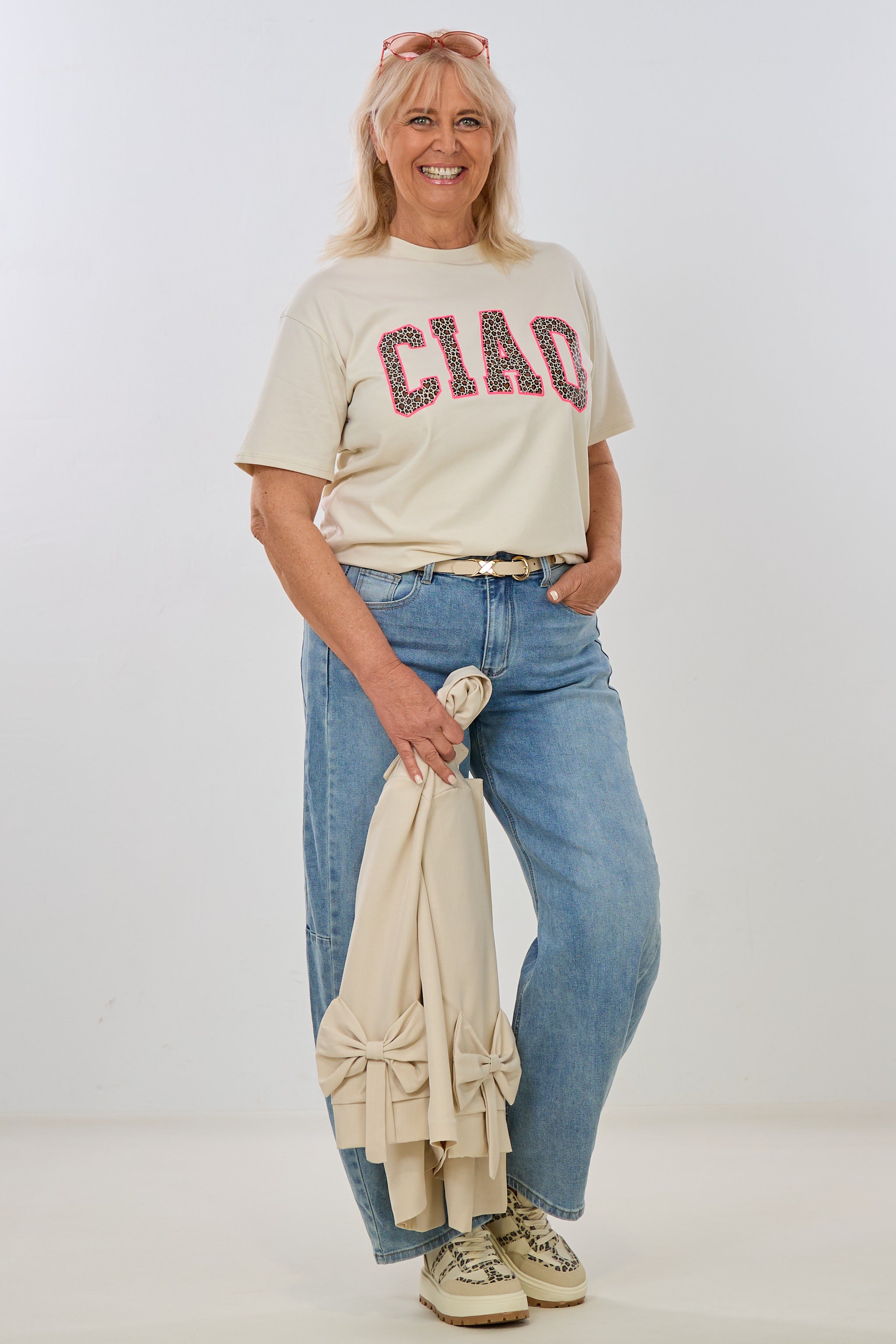 T-Shirt mit süßem CIAO-Druck, beige-leo-pink