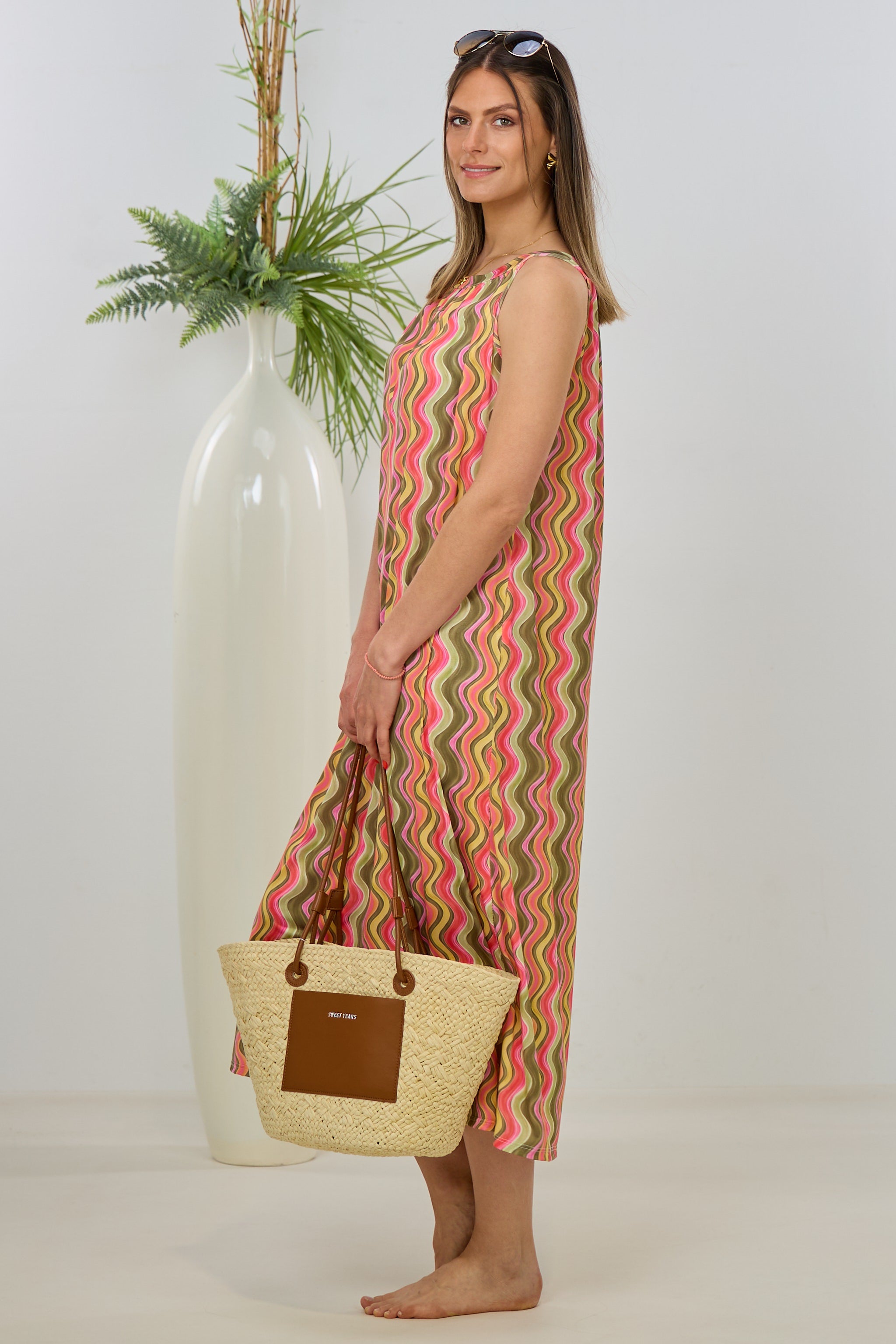 langes Neckholder Kleid mit Retro-Muster, khaki-pink-gelb
