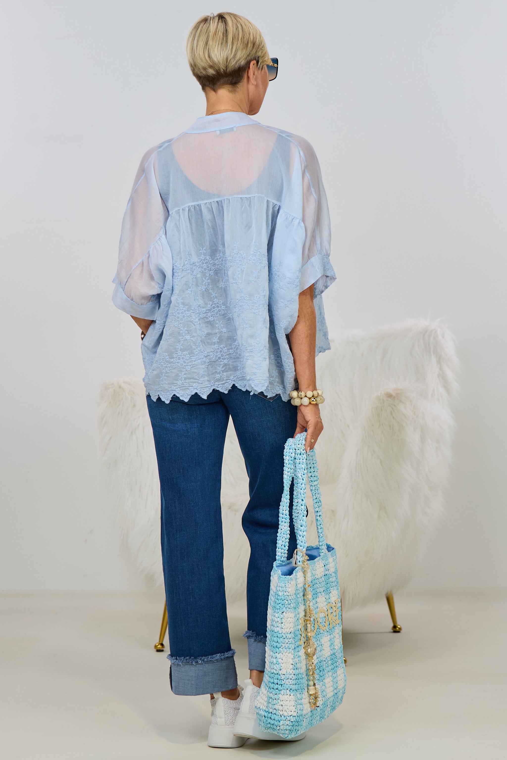 transparente kurzarm Bluse mit Stickerei, hellblau