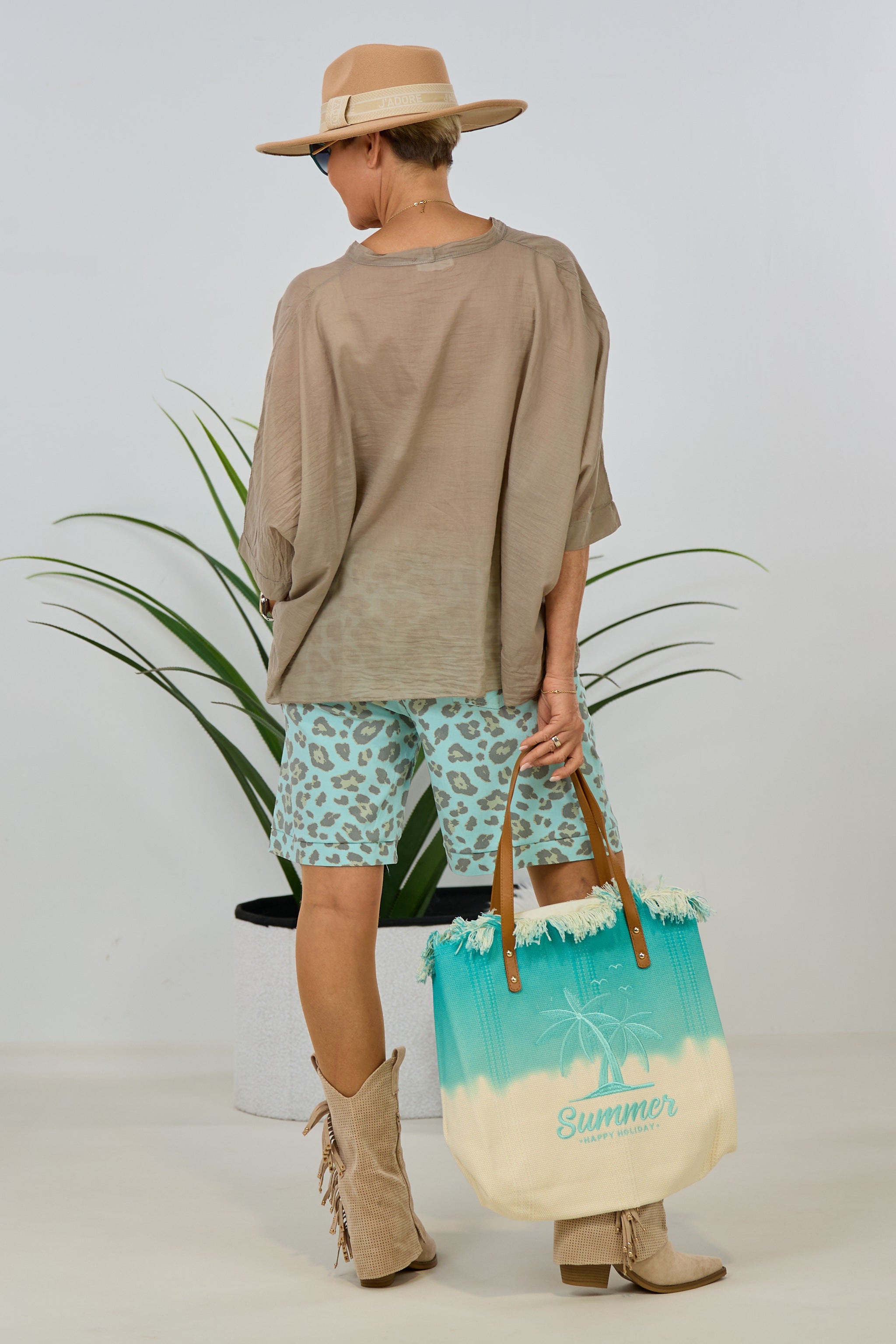 Leo-Shorts mit weiten Beinen, mint-leo