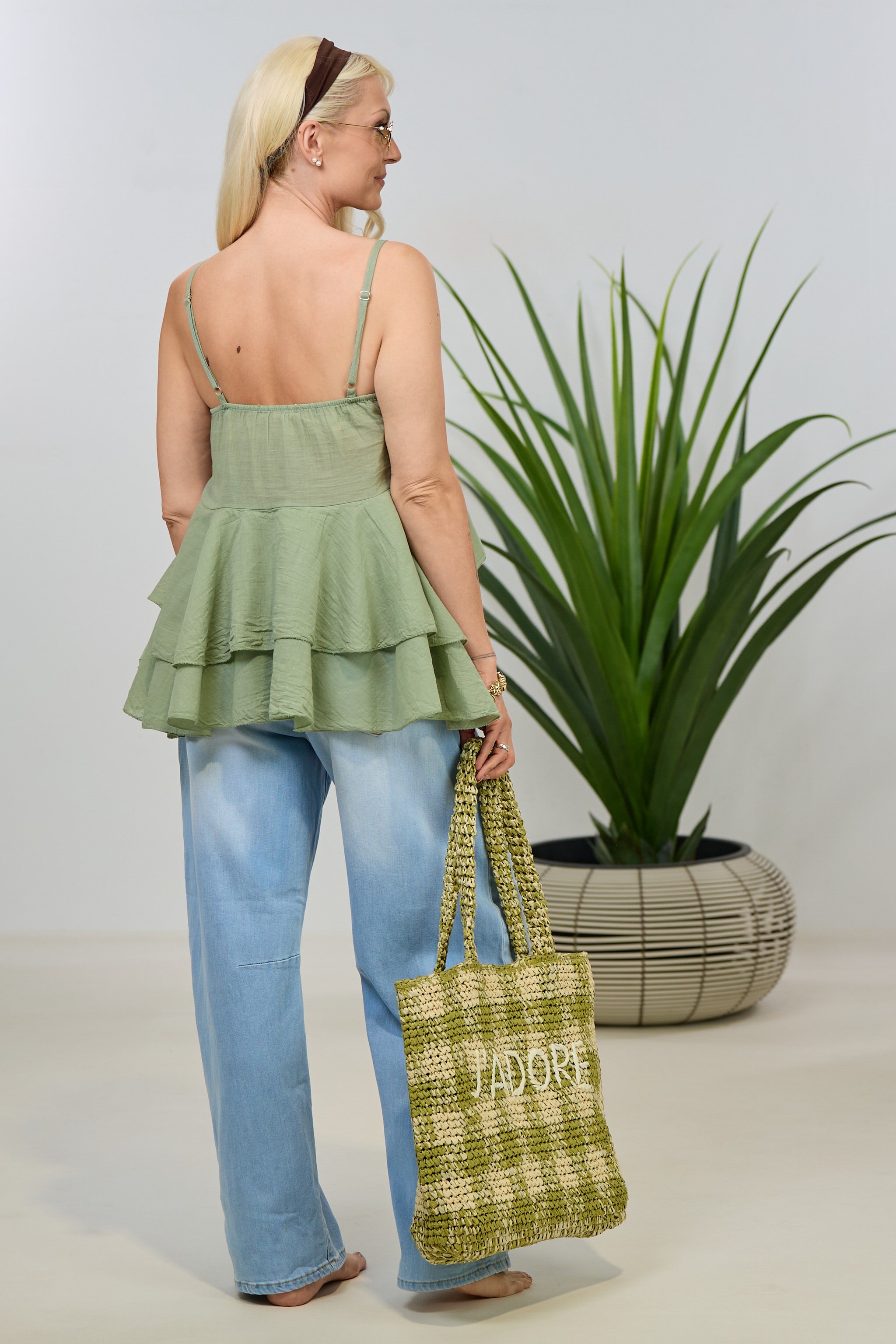 Top mit Spaghettiträgern und Volants, khaki