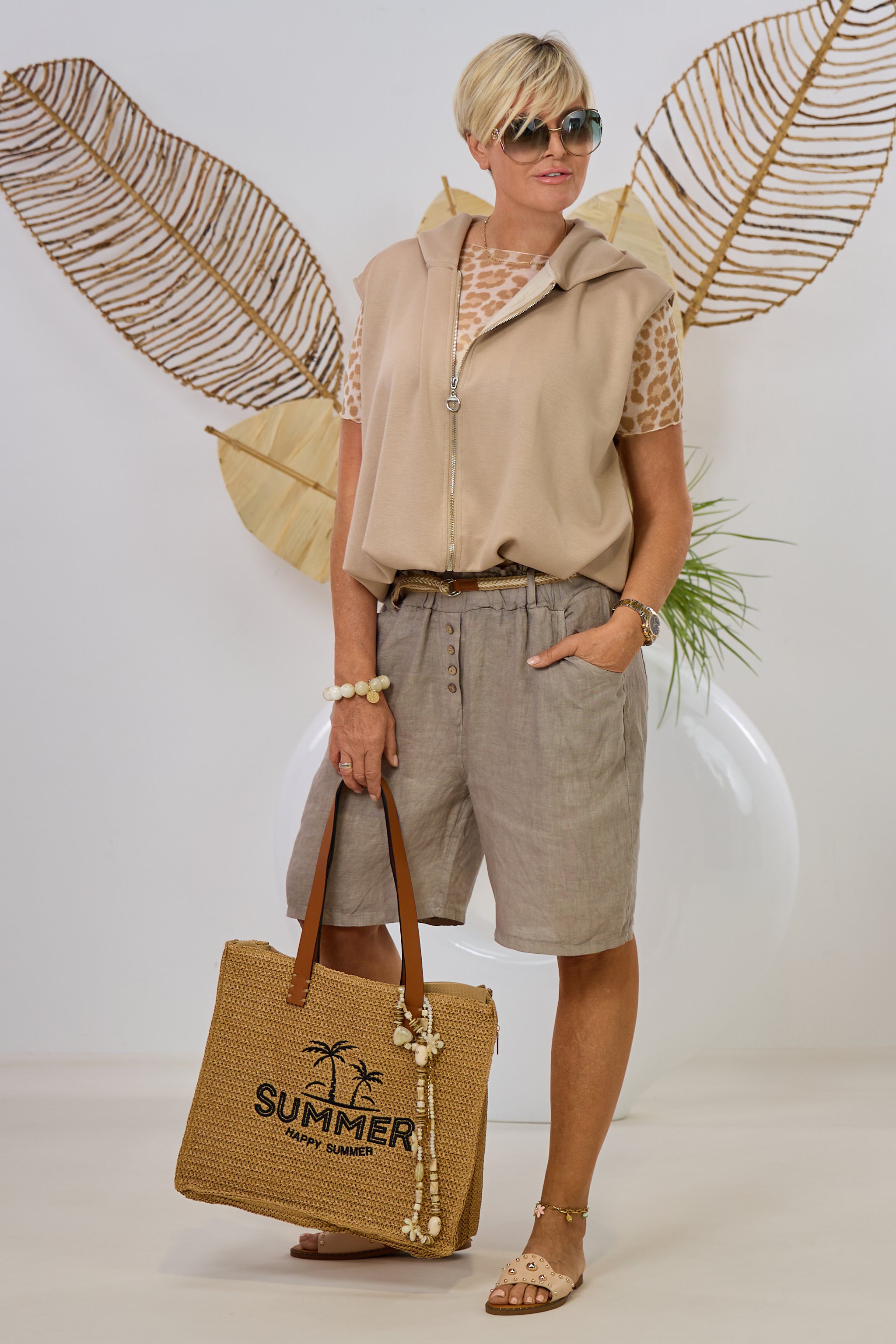 Cozy Weste mit Kapuze im Balloon-Style, beige