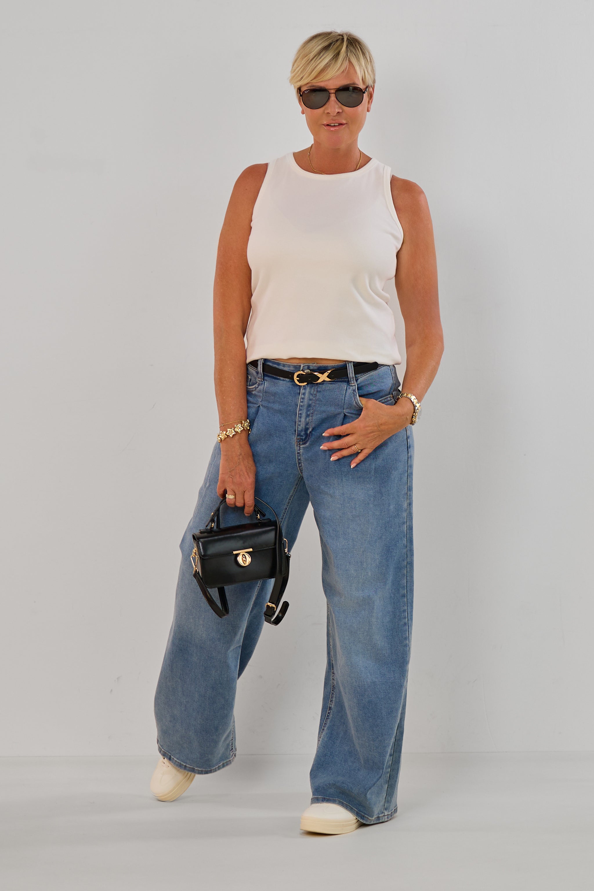 Midwaist Jeans mit weiten Beinen, denim blau