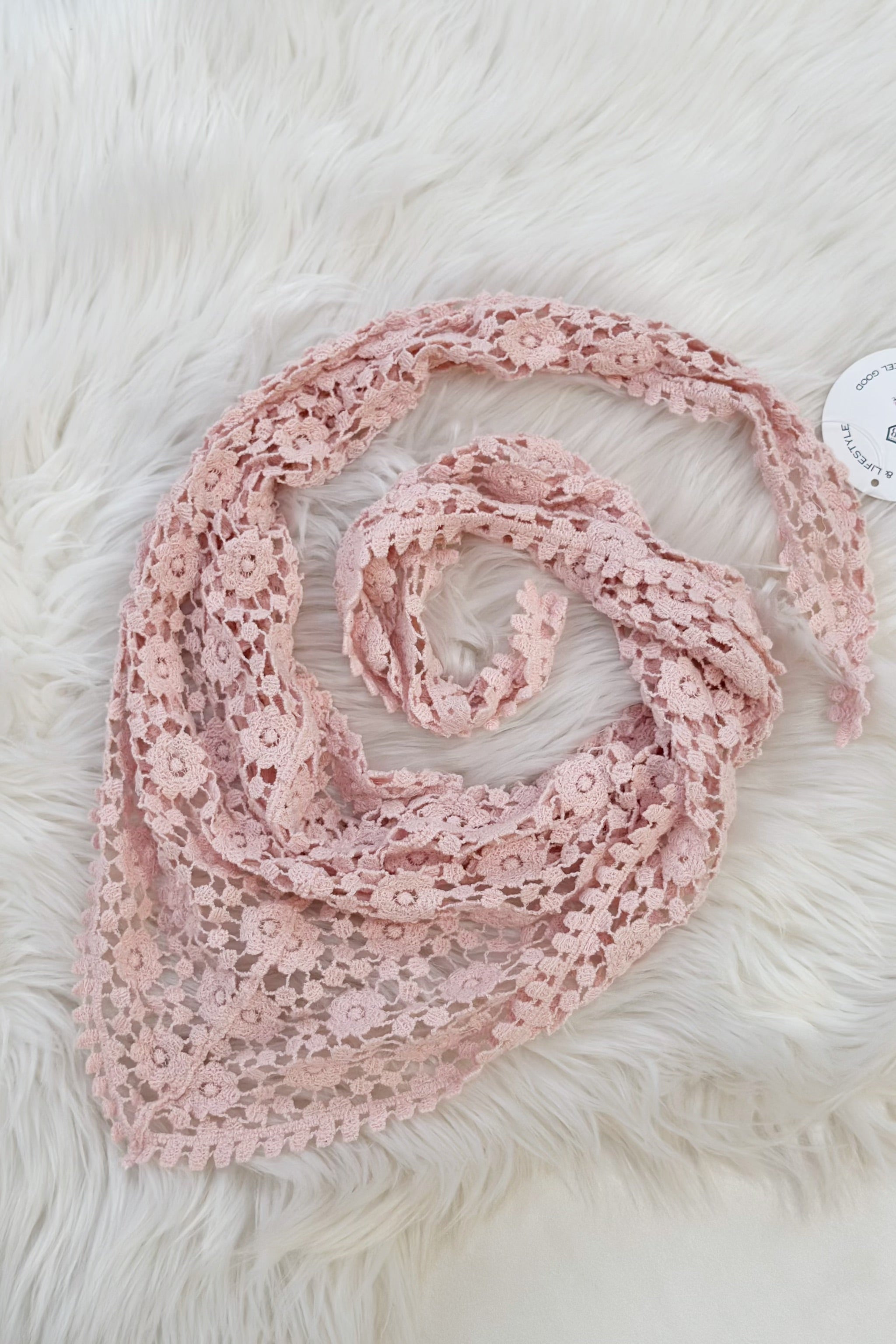 Lace triangular shawl, dusty pink