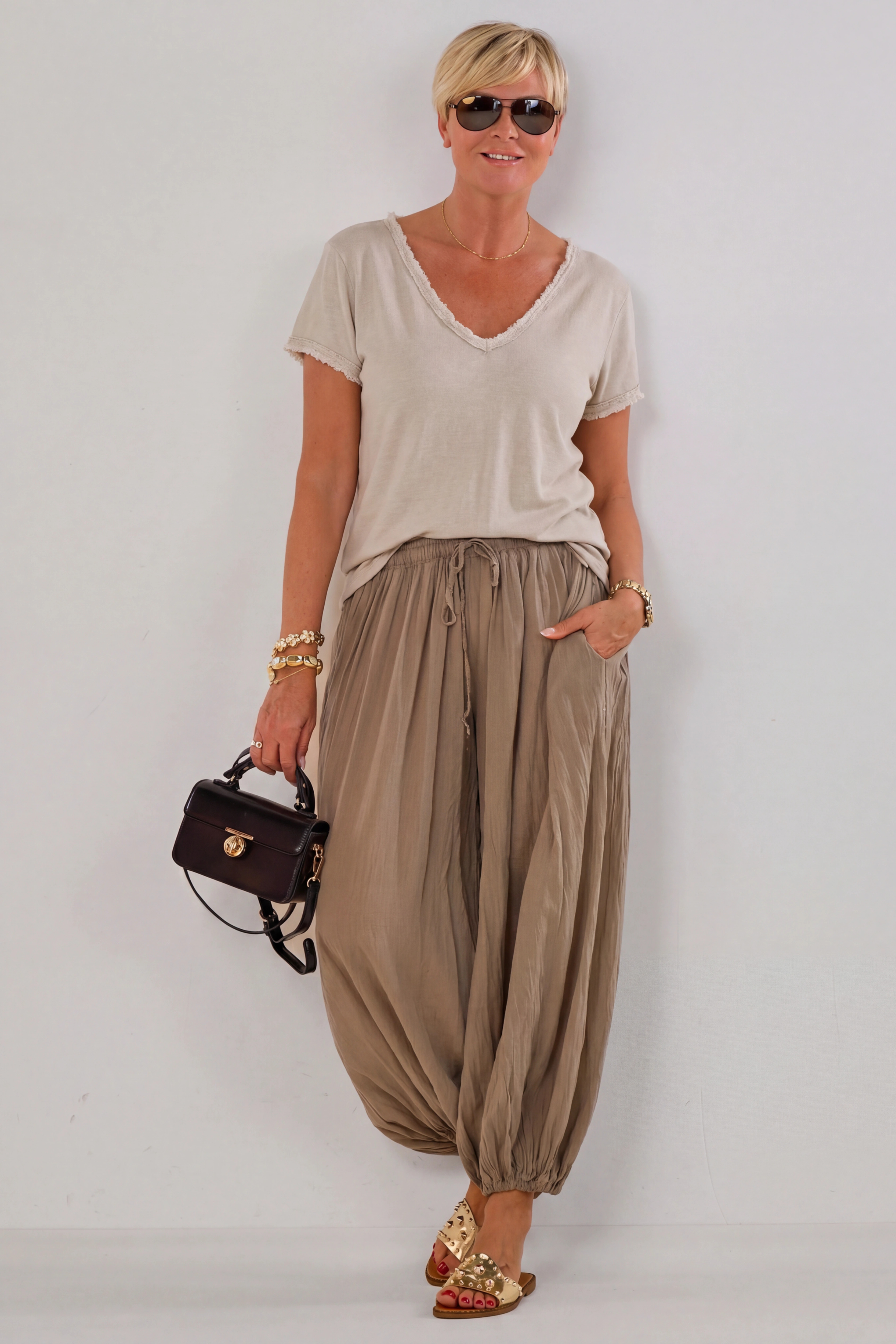 Feinripp T-Shirt mit ausgefranster Bordüre, beige