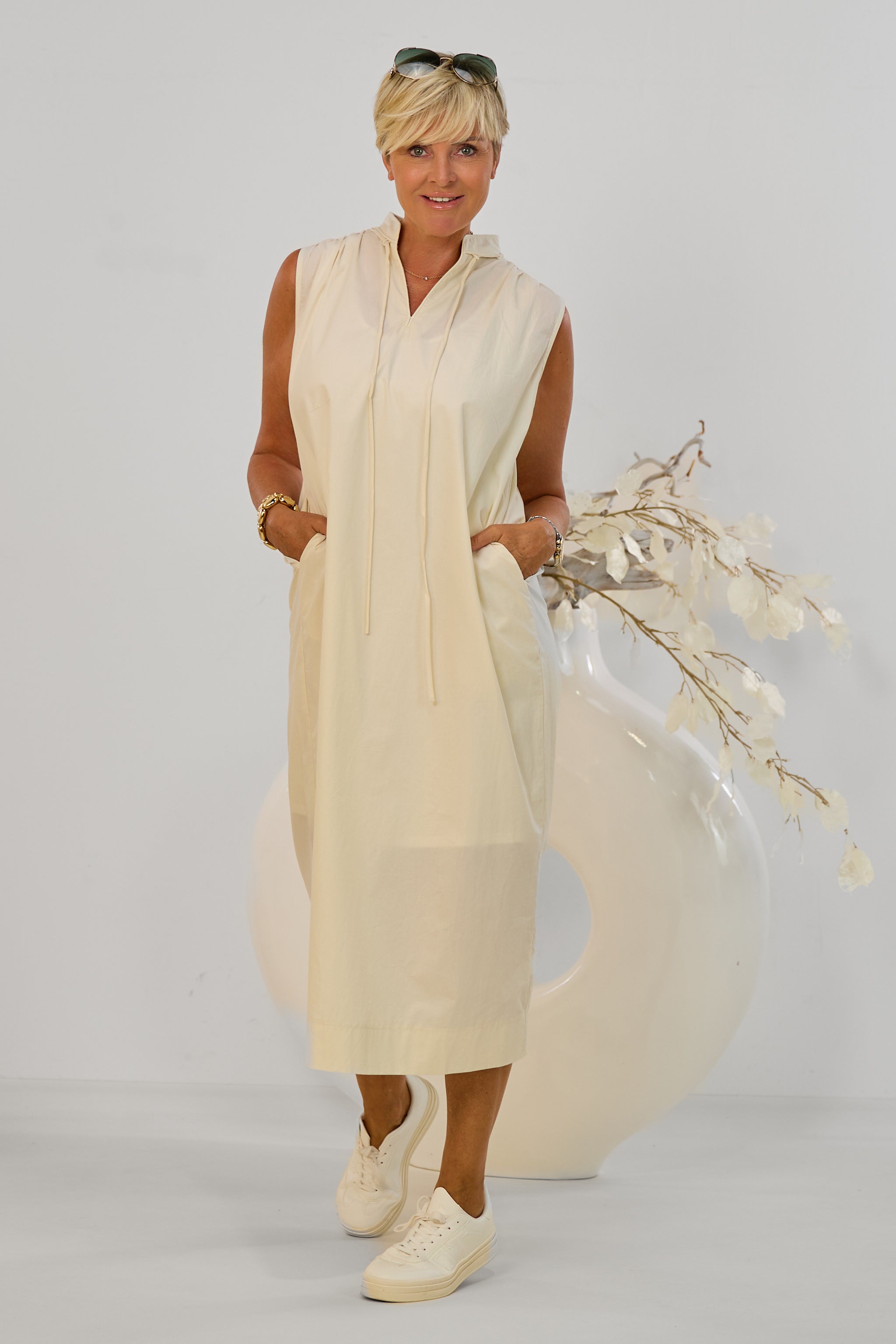 Langes Blusenkleid, creme