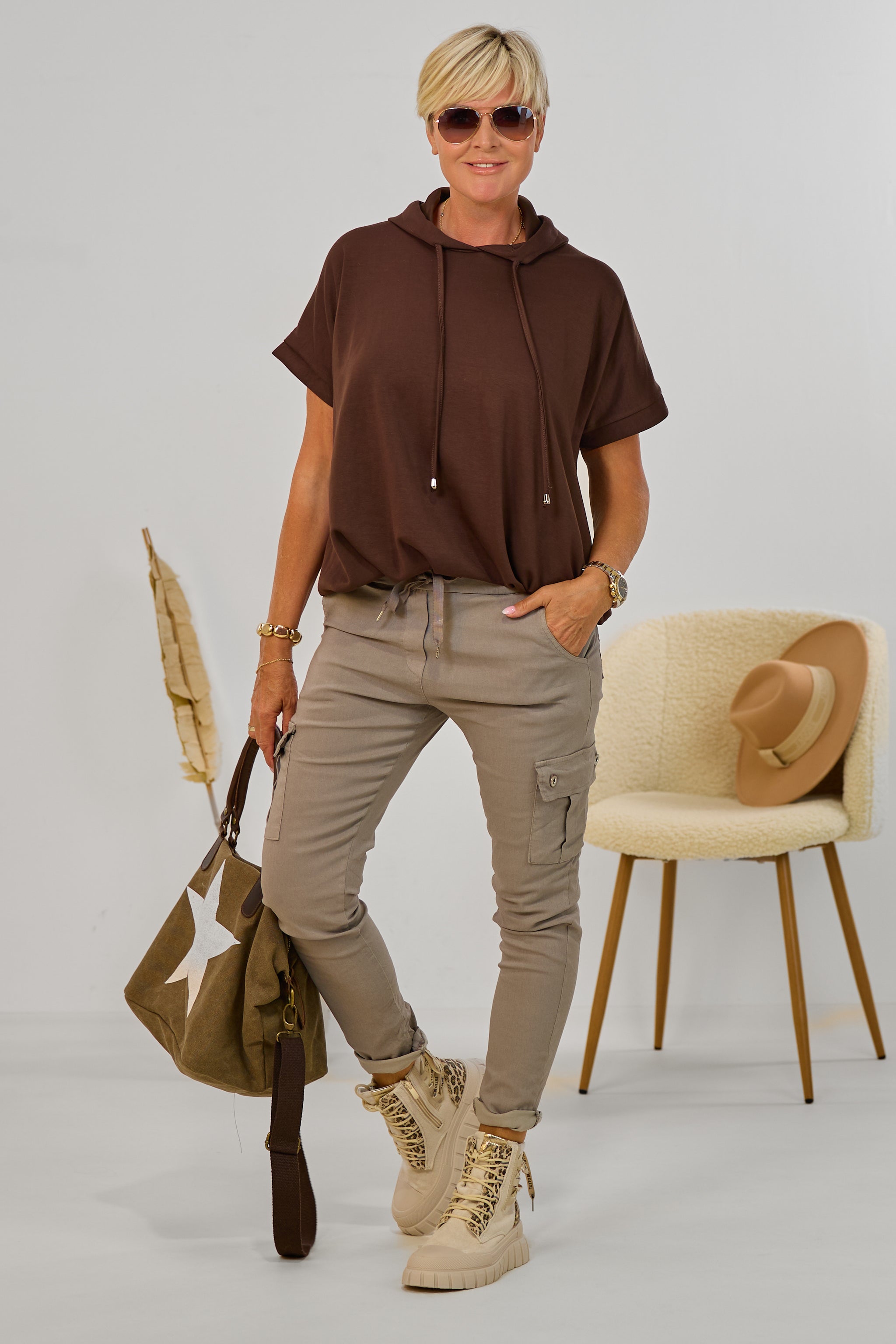 Cozy kurzarm Hoodie im Balloon-Style, schokobraun