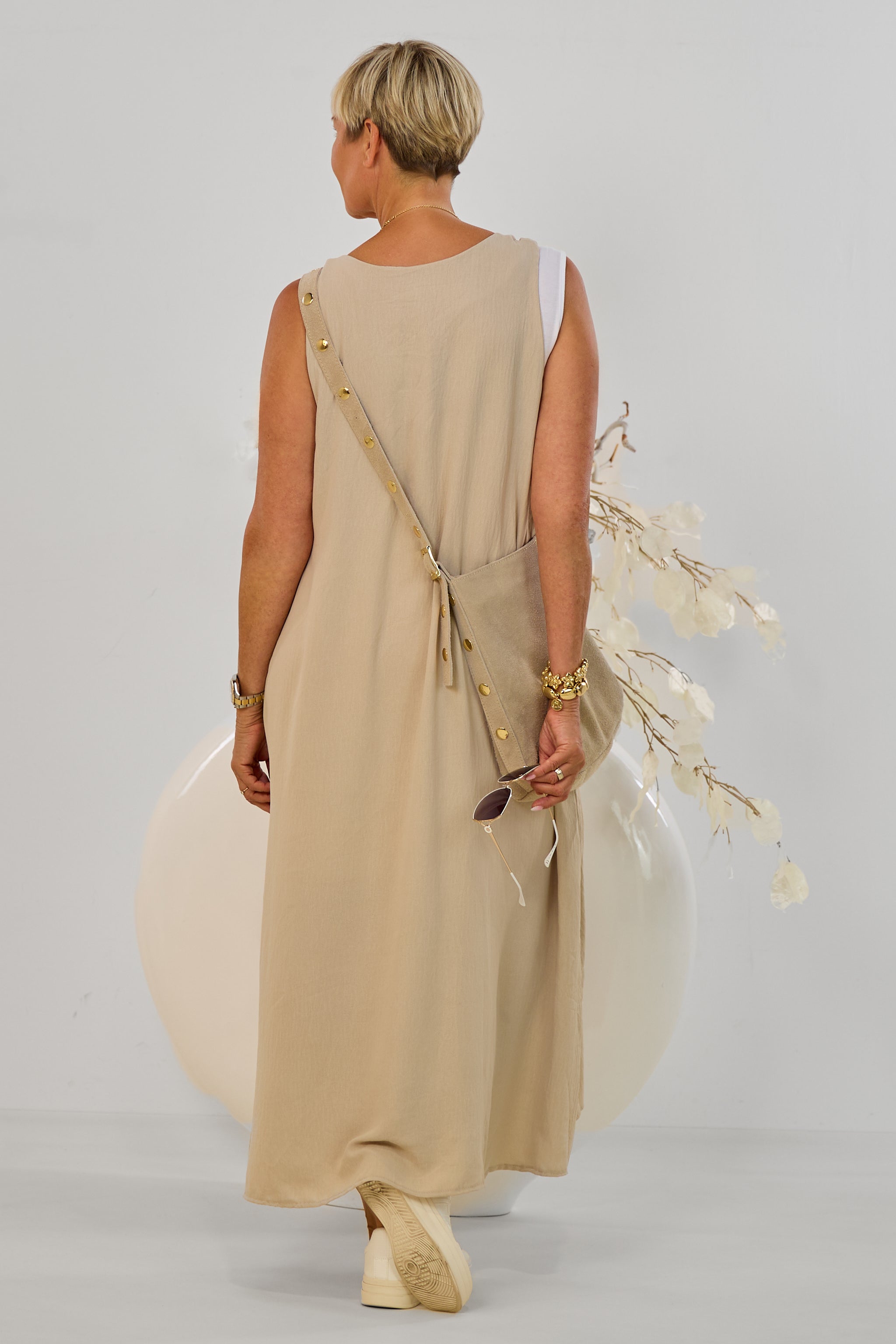 Maxikleid mit Broschen, beige