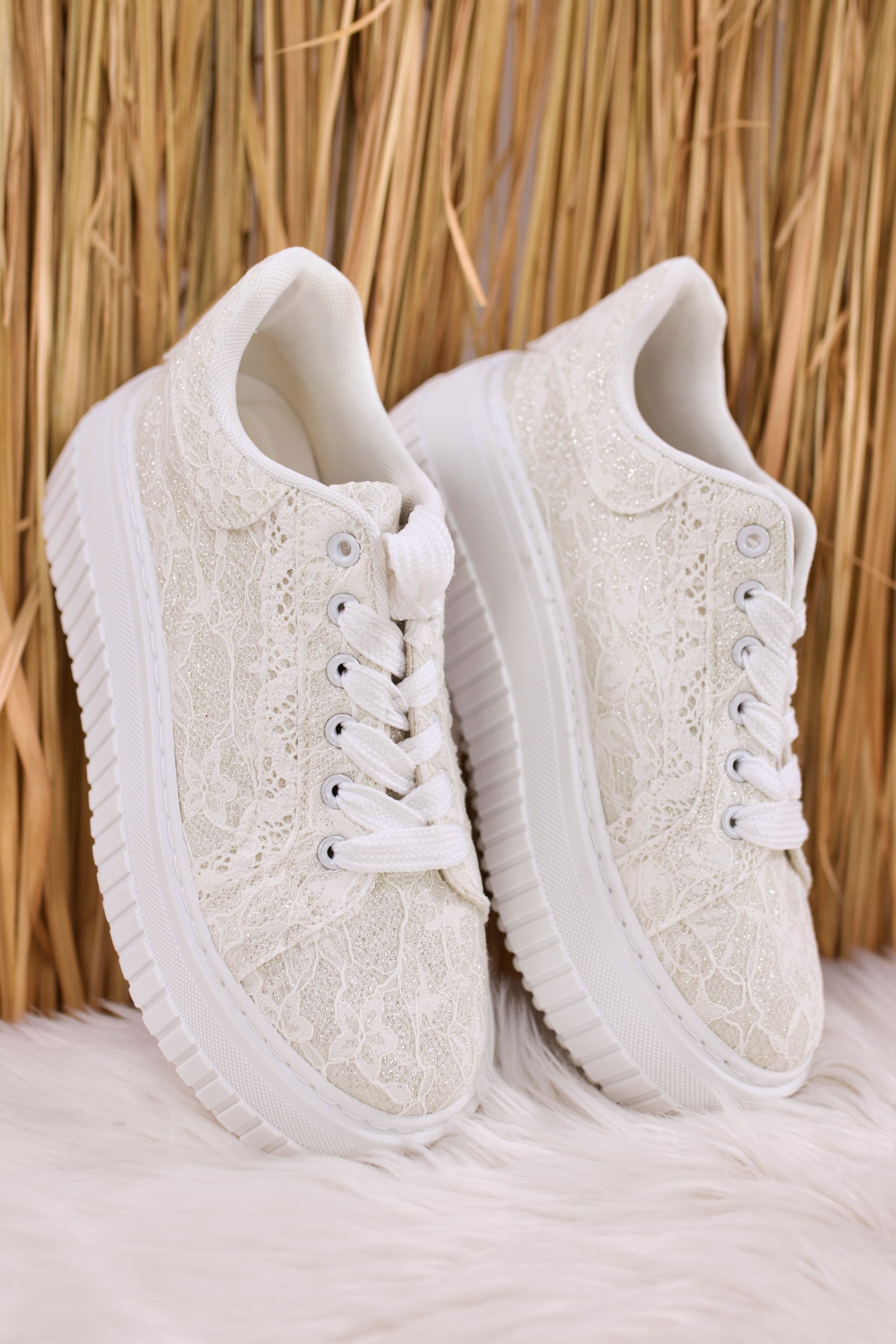 Plateau Sneaker mit Spitze und Glitzer, weiß