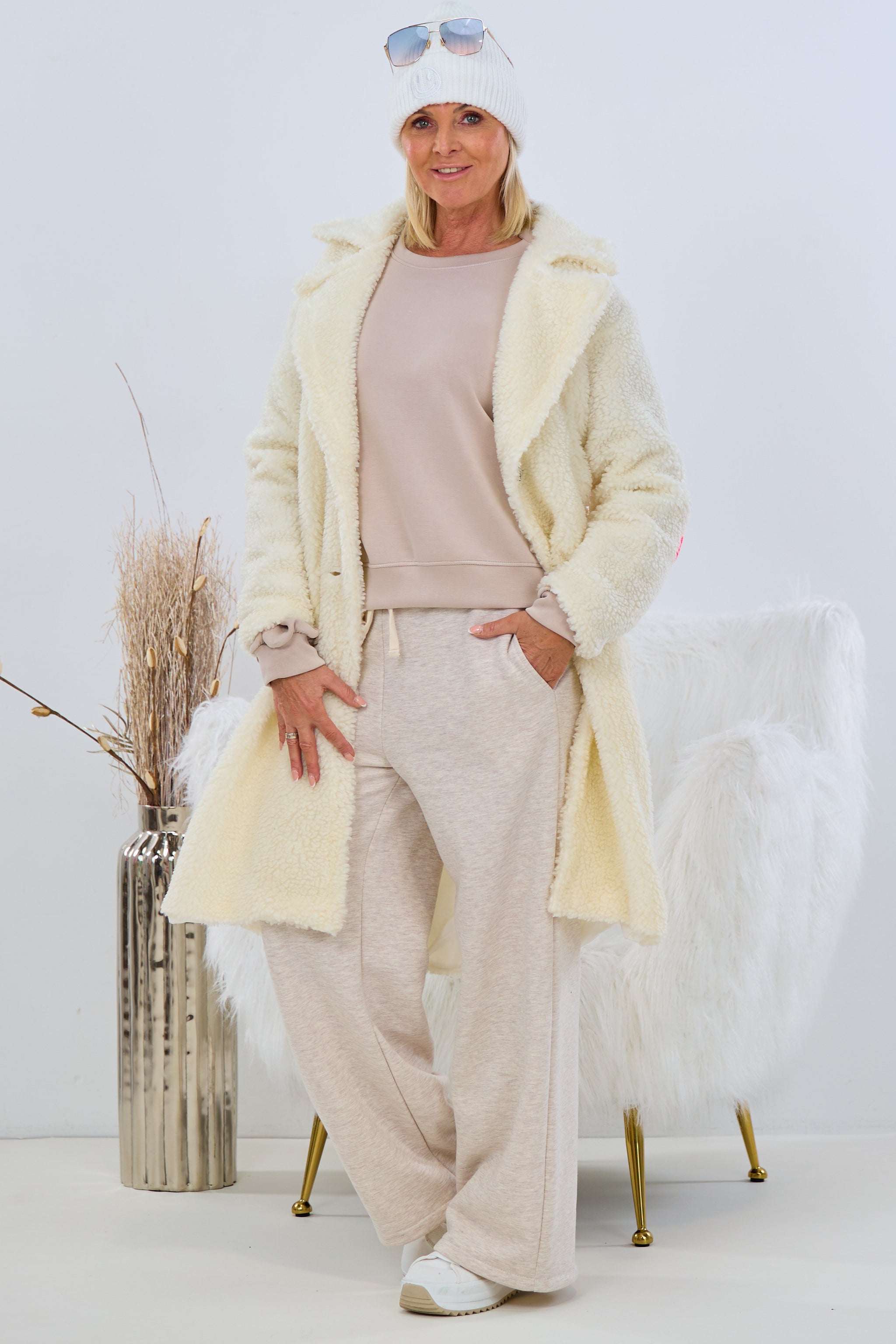 Teddy coat "NewYork", ecru-neon pink