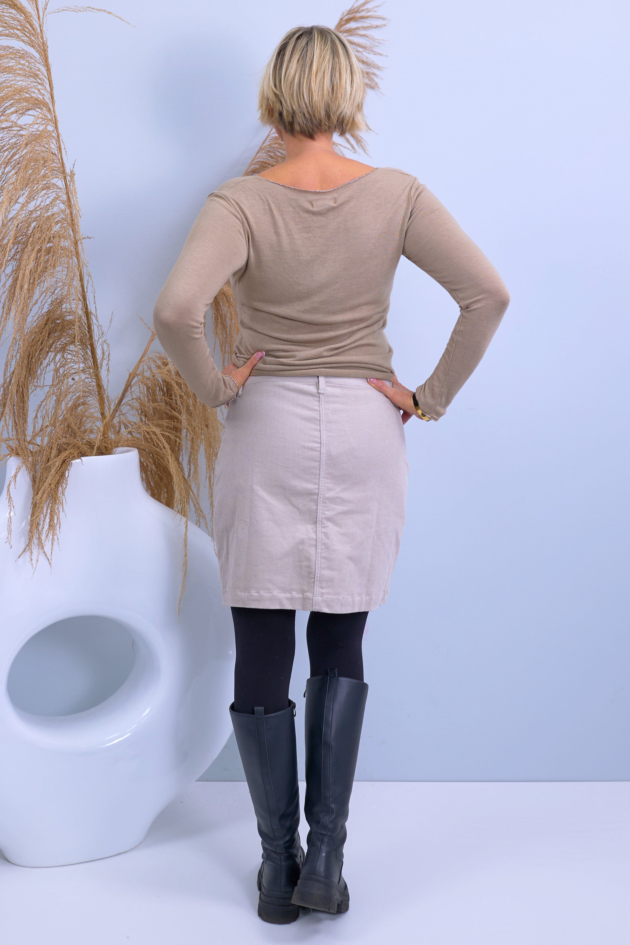 Short corduroy skirt, beige