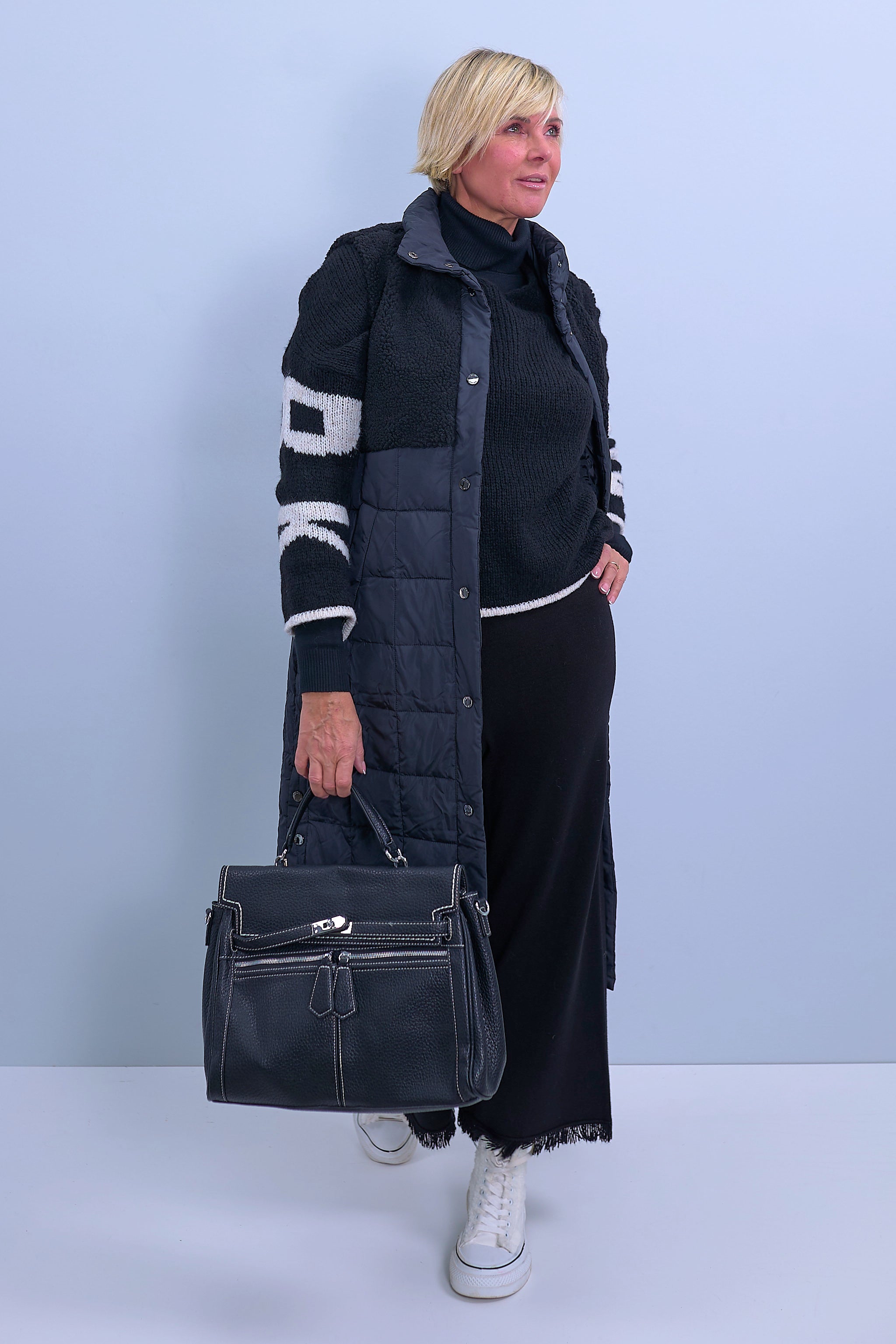 Damen Steppweste mit Fell in schwarz von Trends & Lifestyle Deutschland GmbH