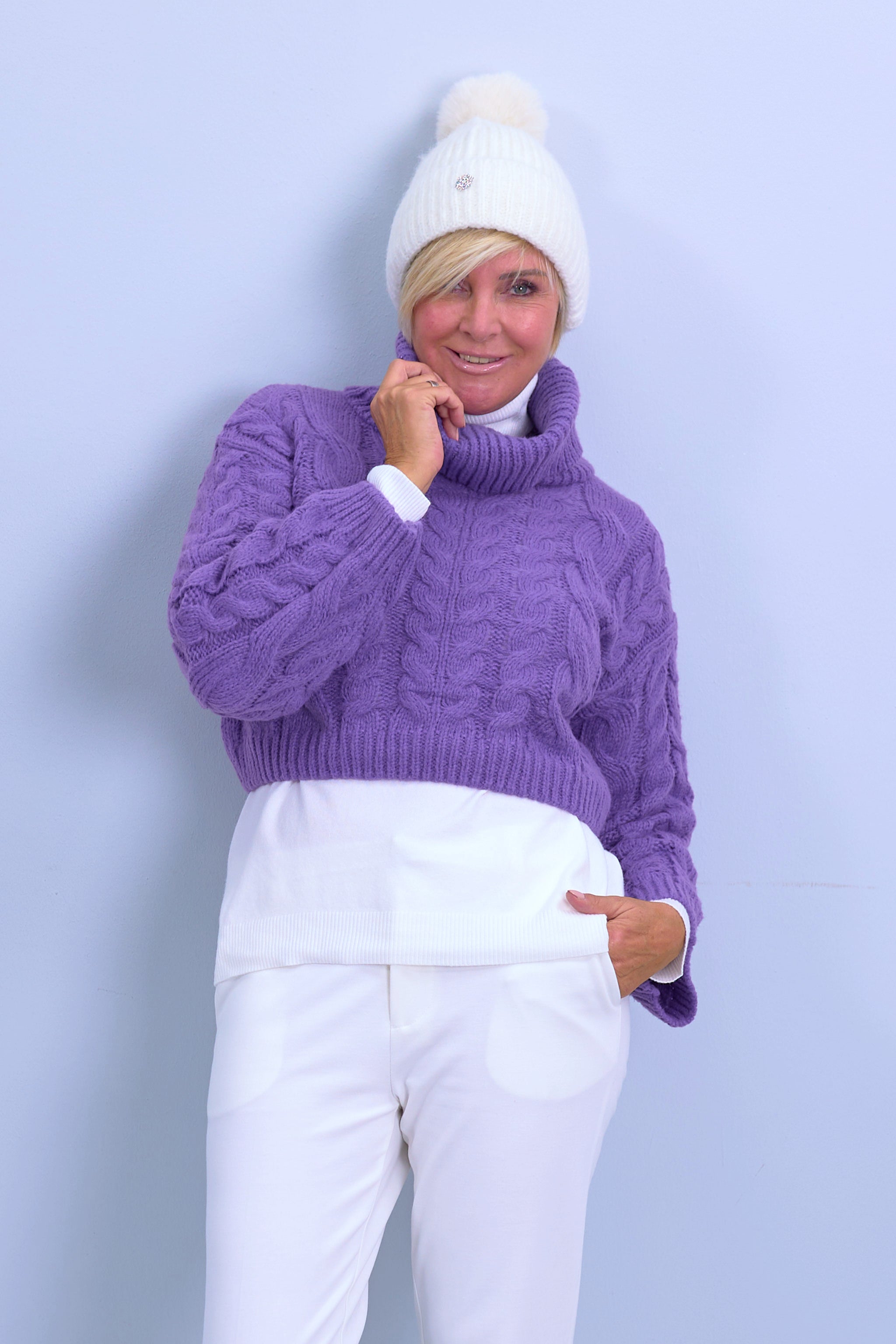 Crop Top Pulli mit Zopfmuster, lila
