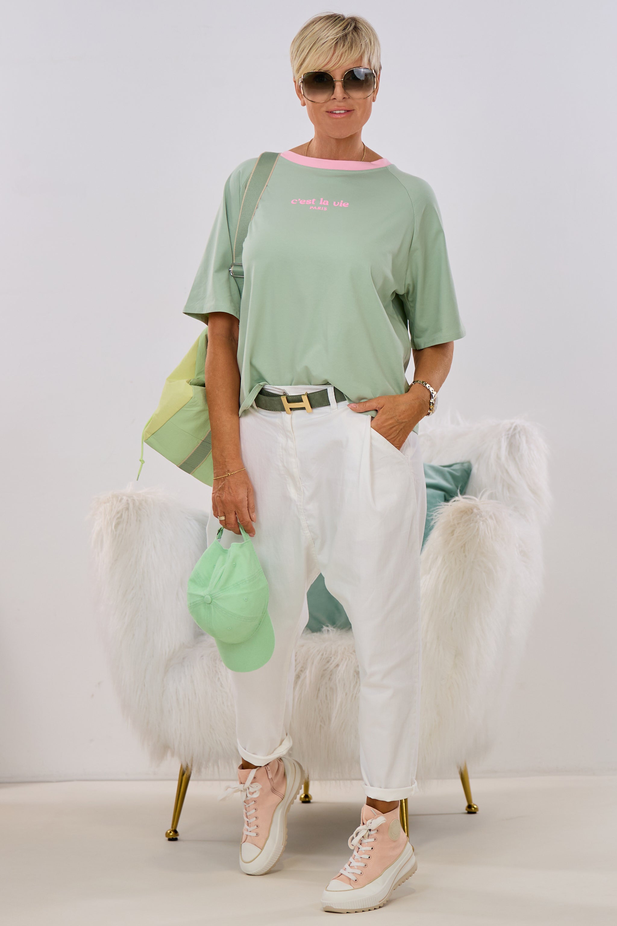 Baggy Jeans mit Bundfalten, weiß