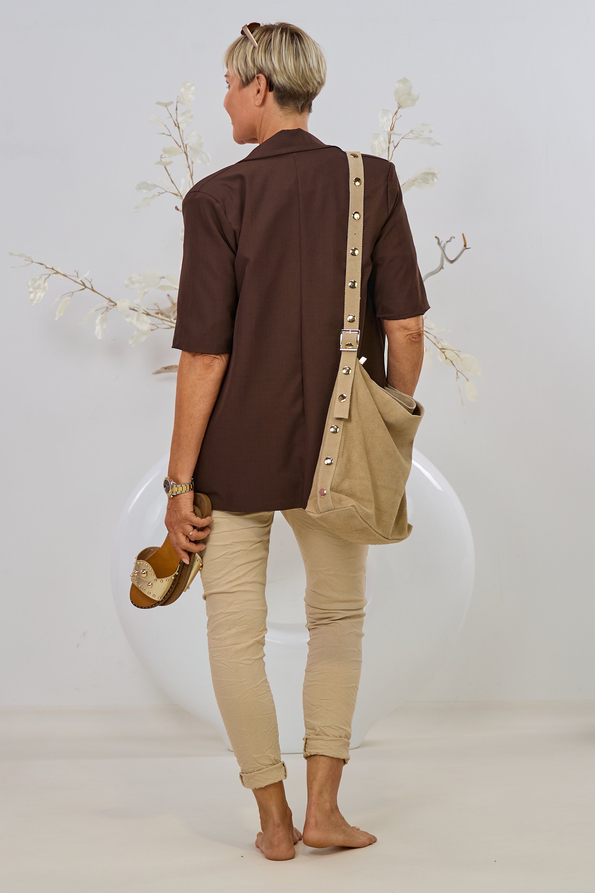Langer Kurzarm-Blazer mit breitem Revers, braun