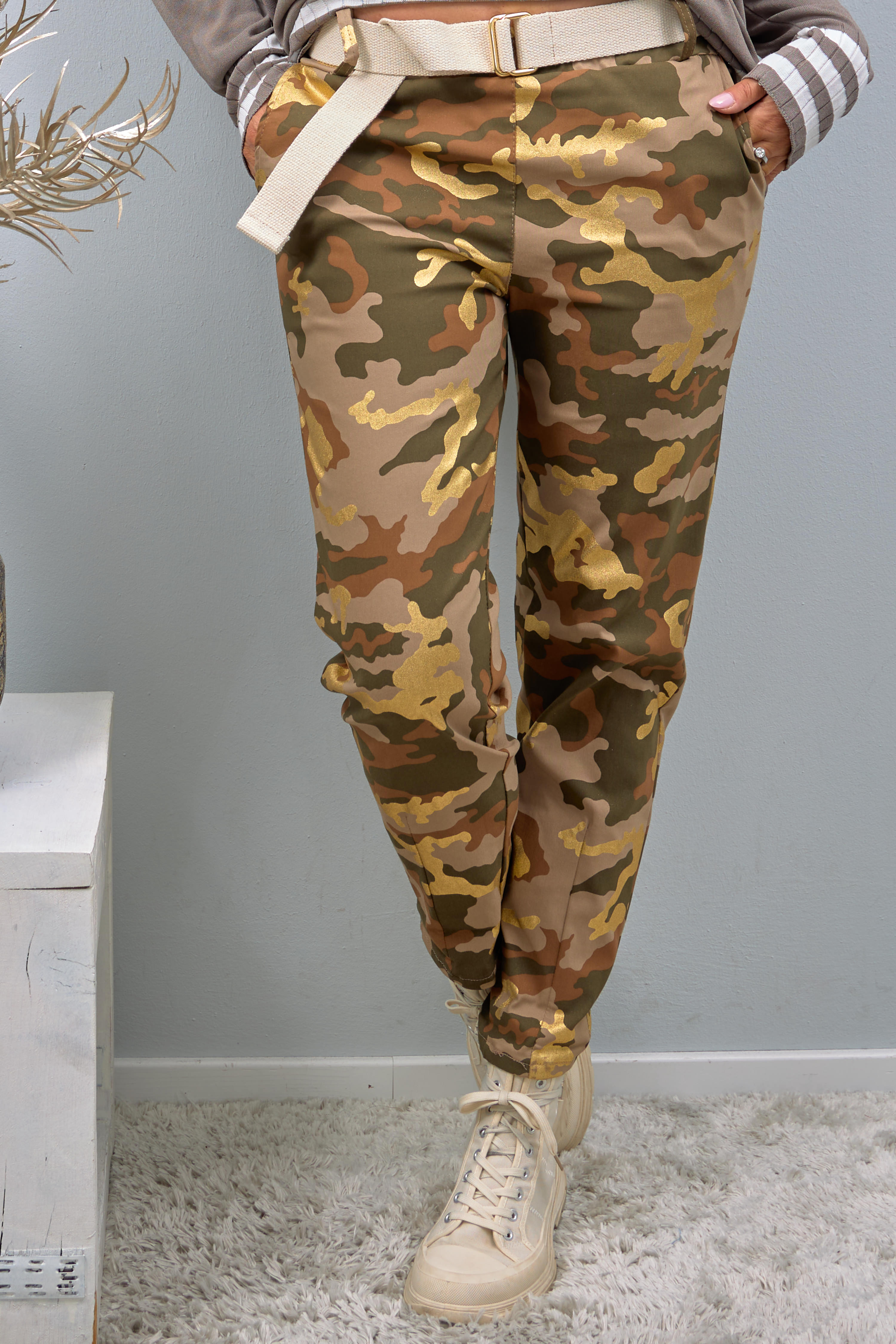 Pants with gold camouflage pattern, khaki-taupe