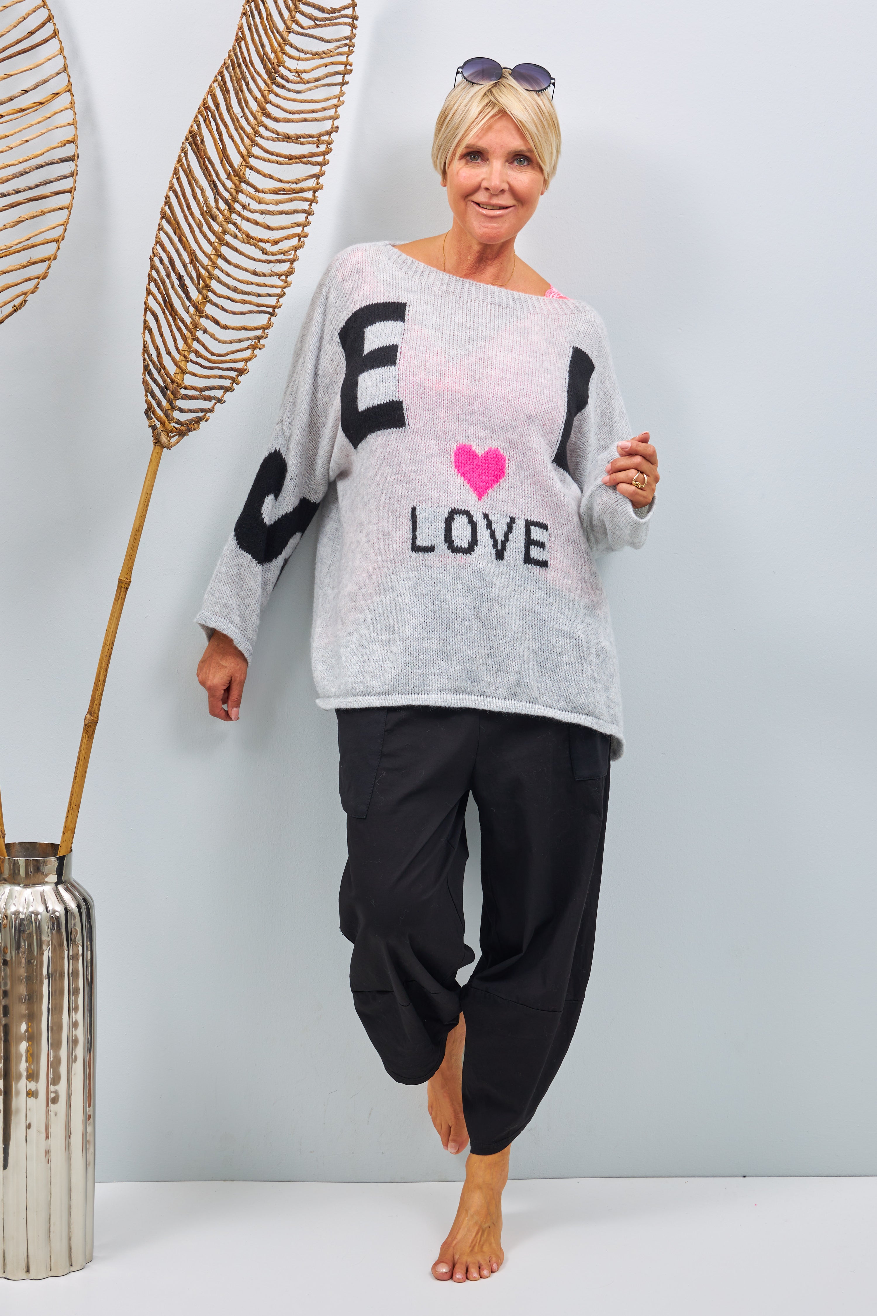 Pullover mit Schriftzug Self Love, grau-schwarz