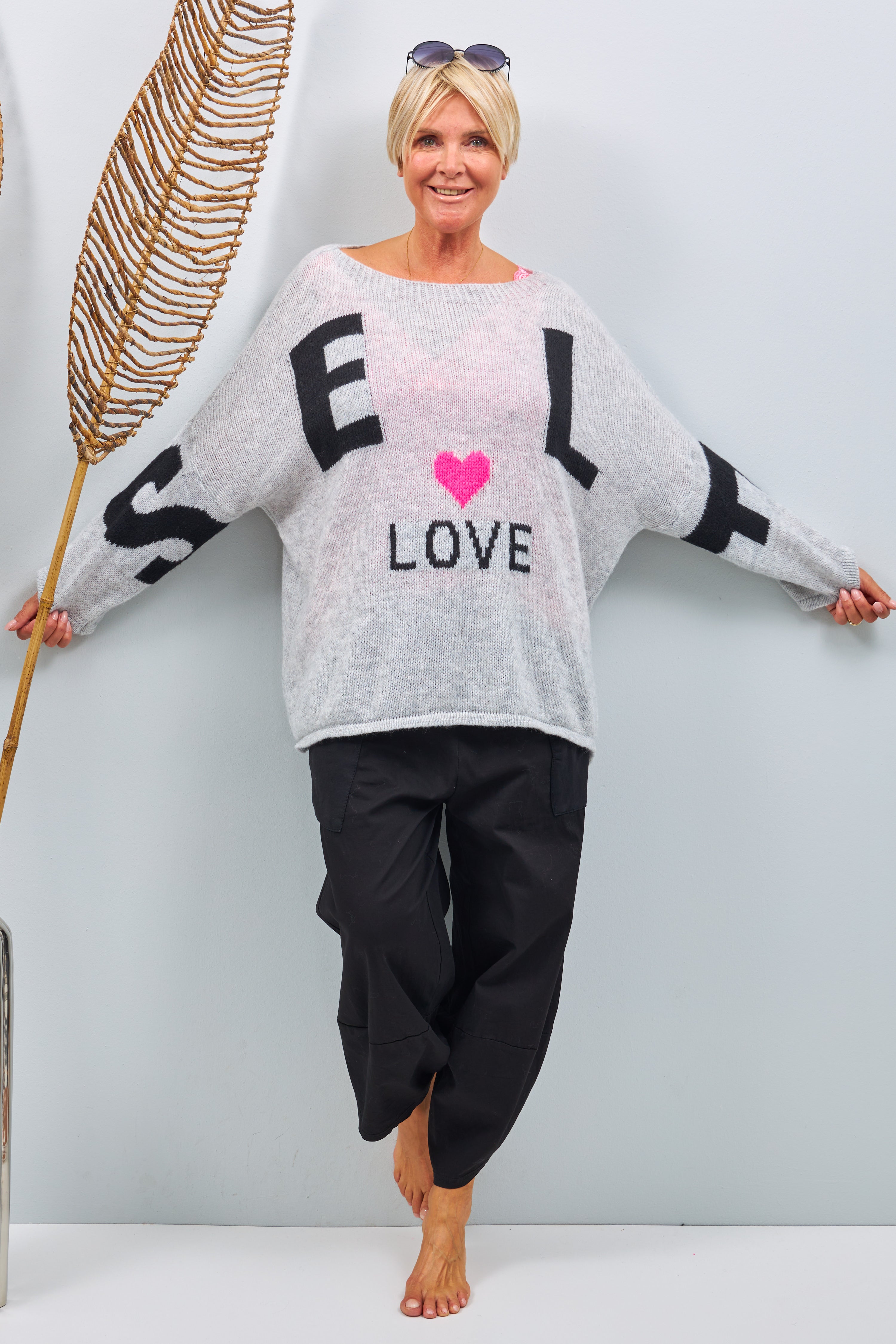 Pullover mit Schriftzug Self Love, grau-schwarz