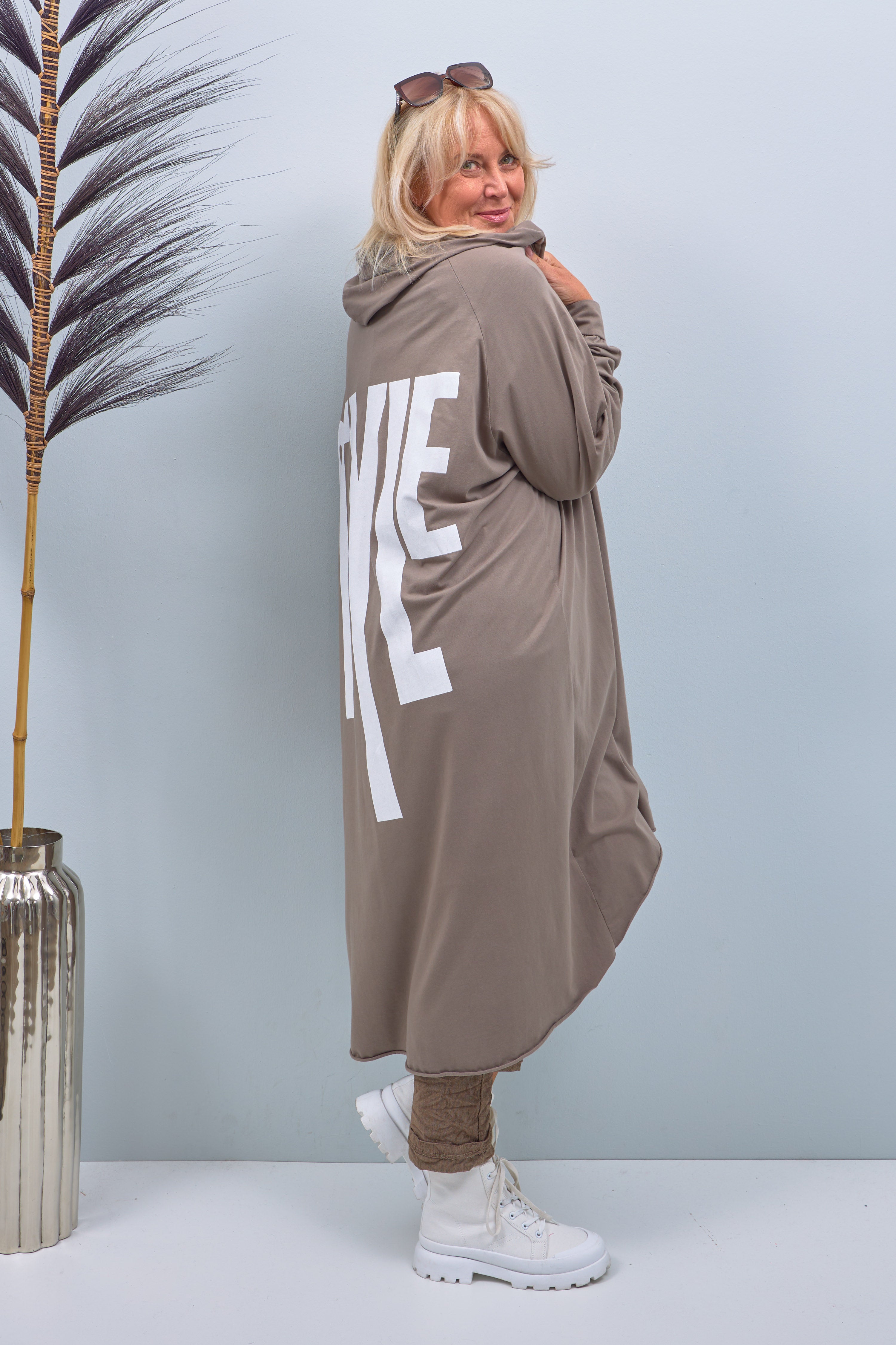 Oversized long jacket with "Style" print, taupe
