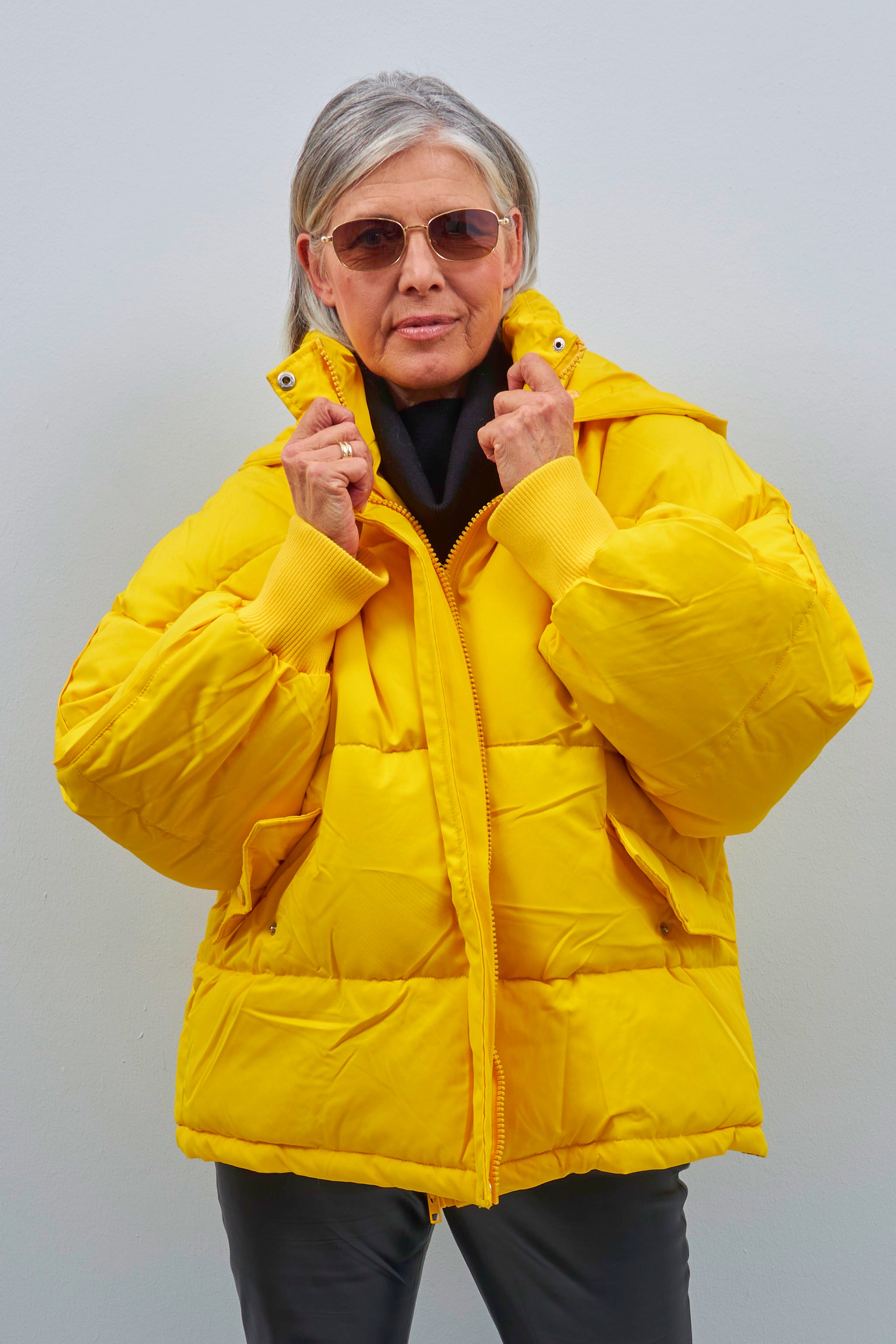 Quilted jacket with fur hood, yellow