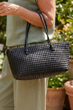 Flecht-Tasche im Baguette Style, schwarz