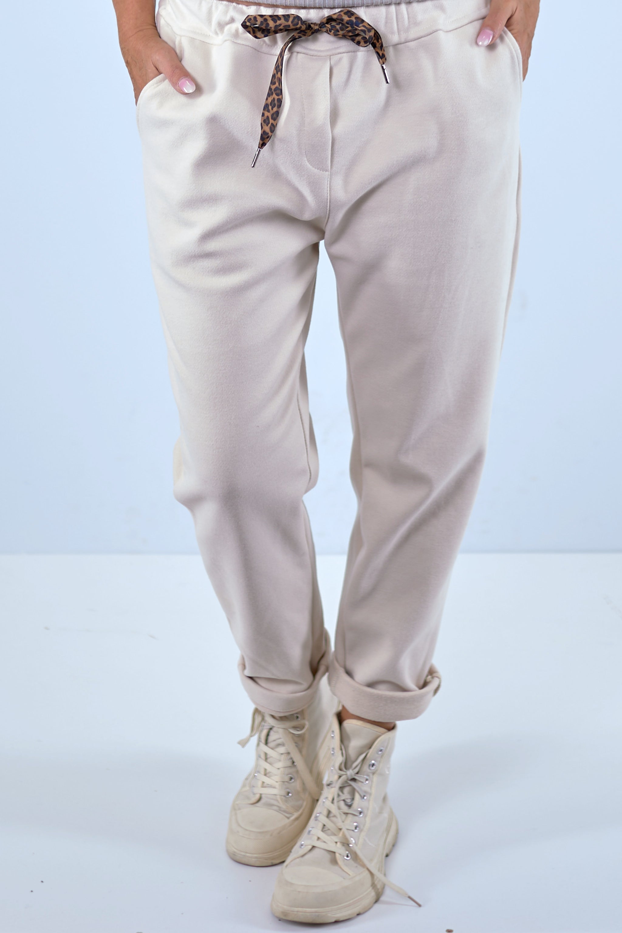 Soft fabric pants with "leo ribbon", beige