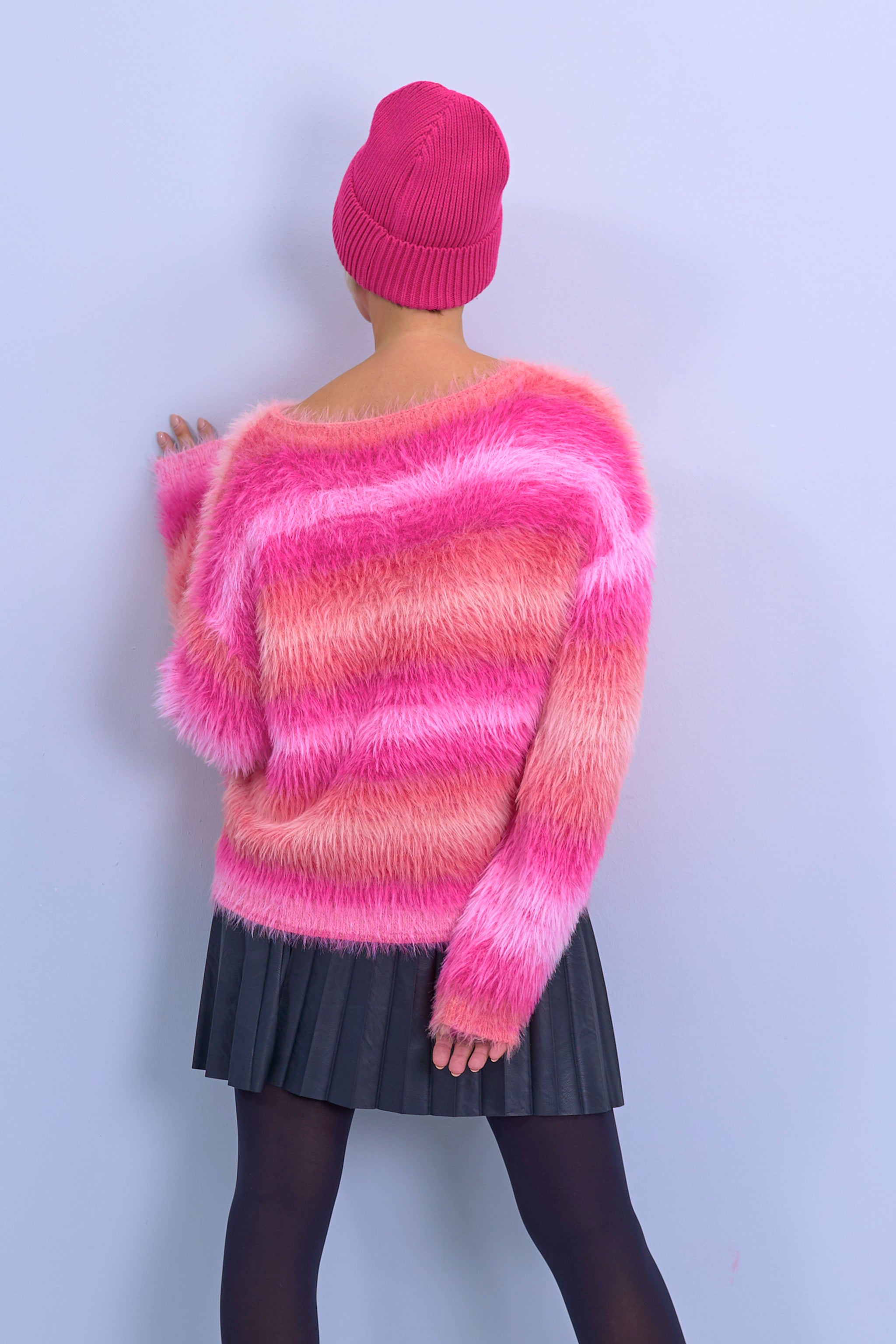 Cuddly sweater, pink-orange