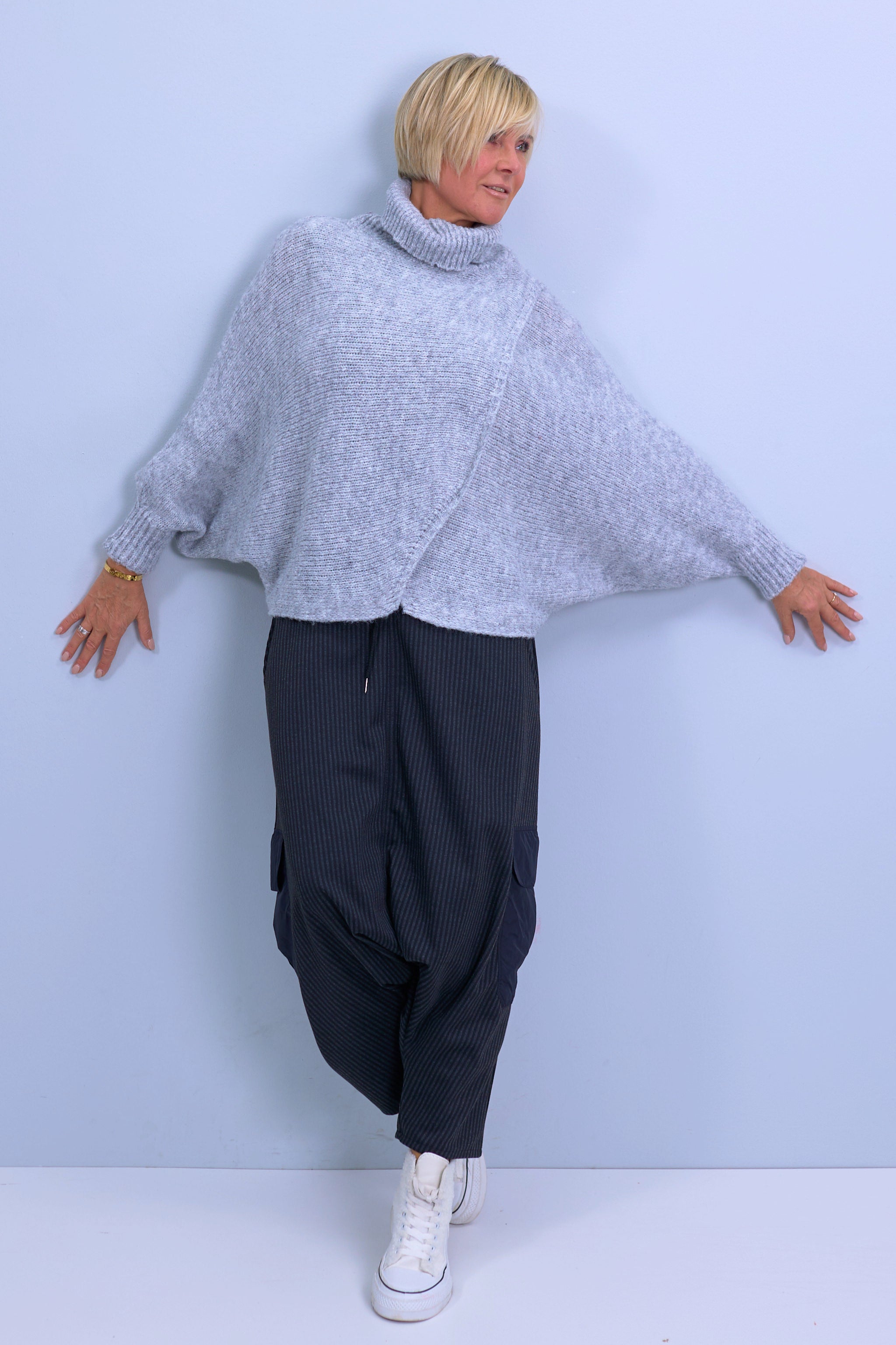 Turtleneck sweater with flap, grey