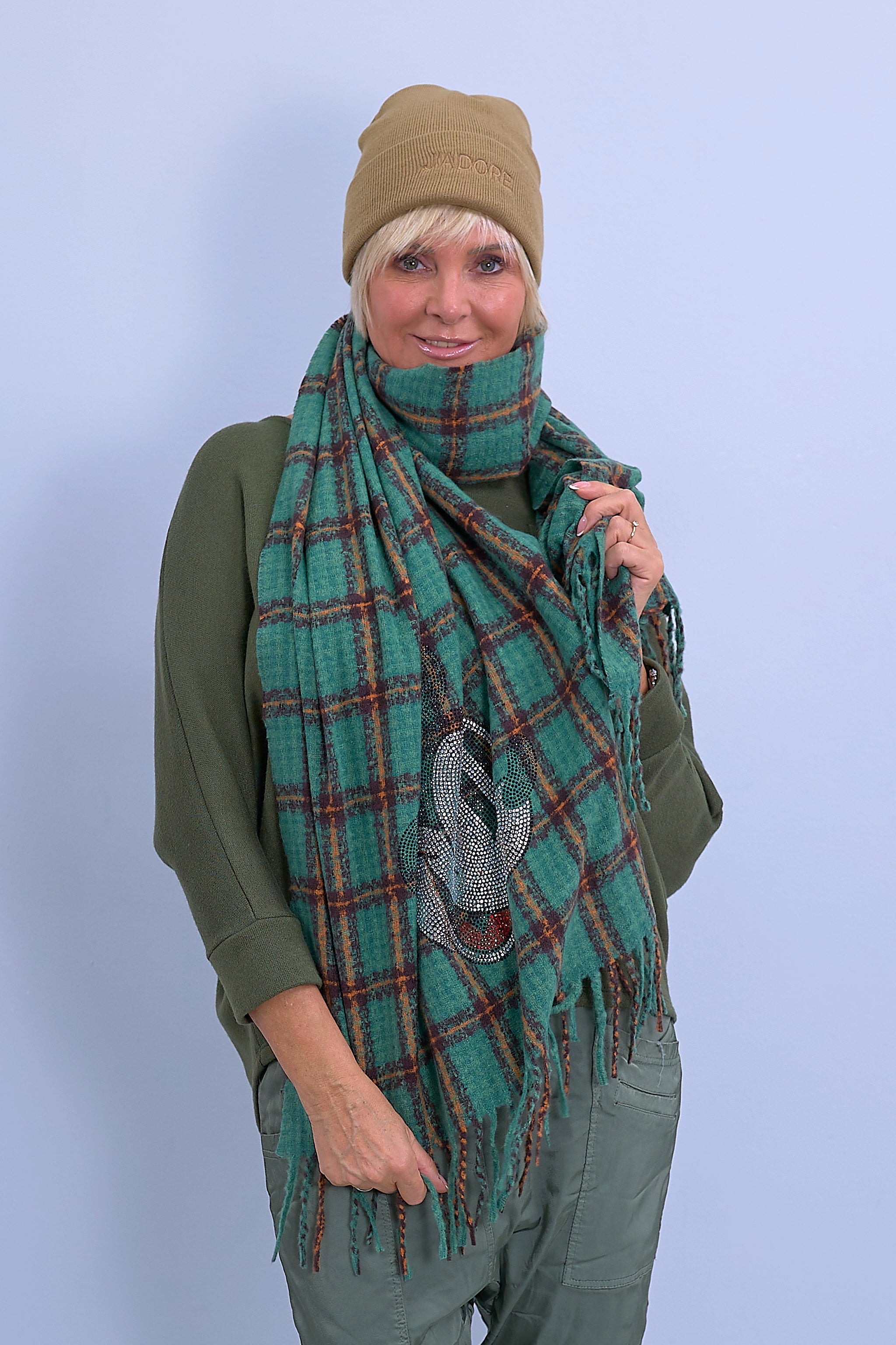 Soft scarf with rhinestone motif, green-checked