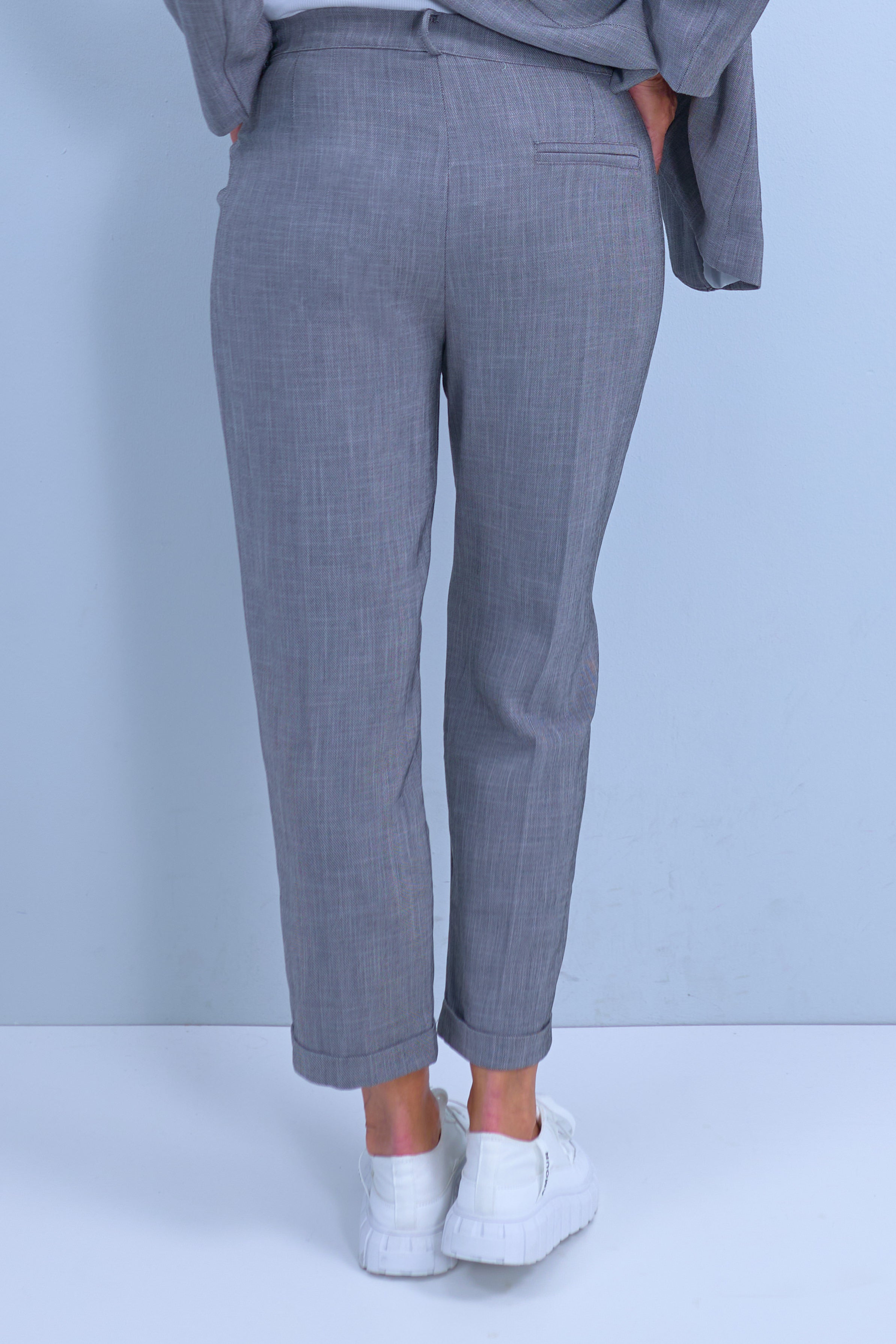 Anzughose mit Bundfalte und Aufschlag, grau