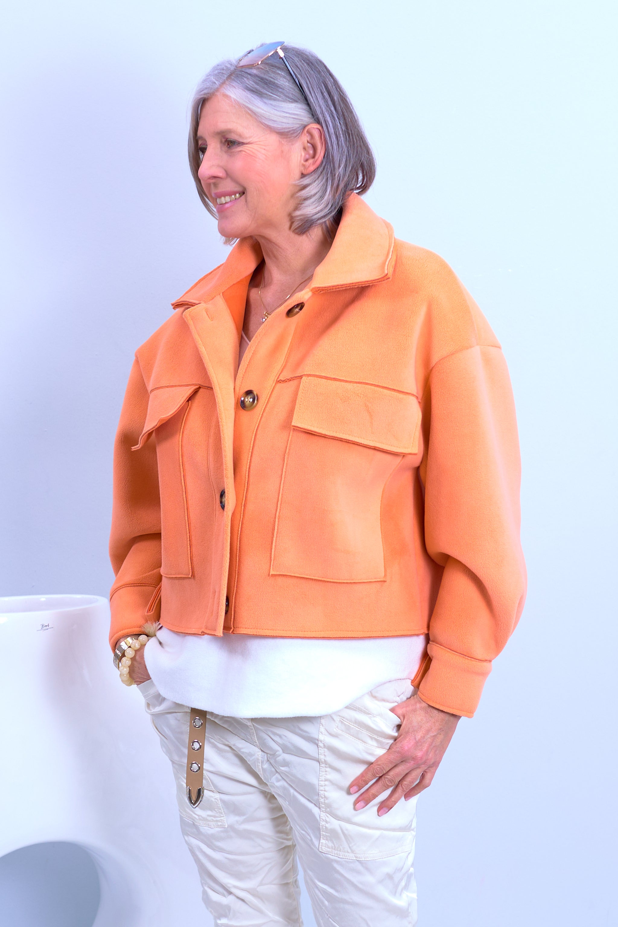 Cozy jacket with large pockets, apricot