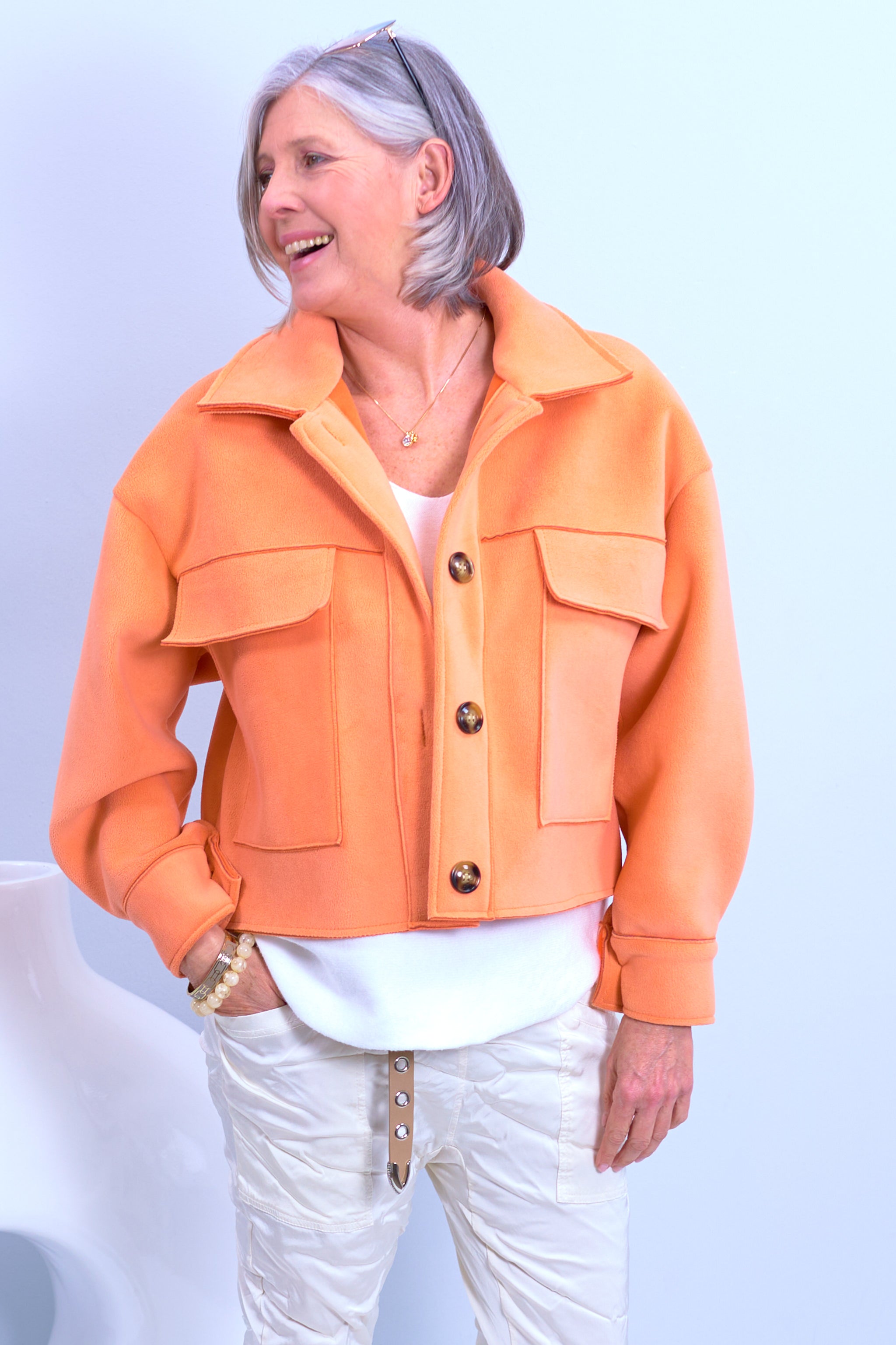 Cozy jacket with large pockets, apricot