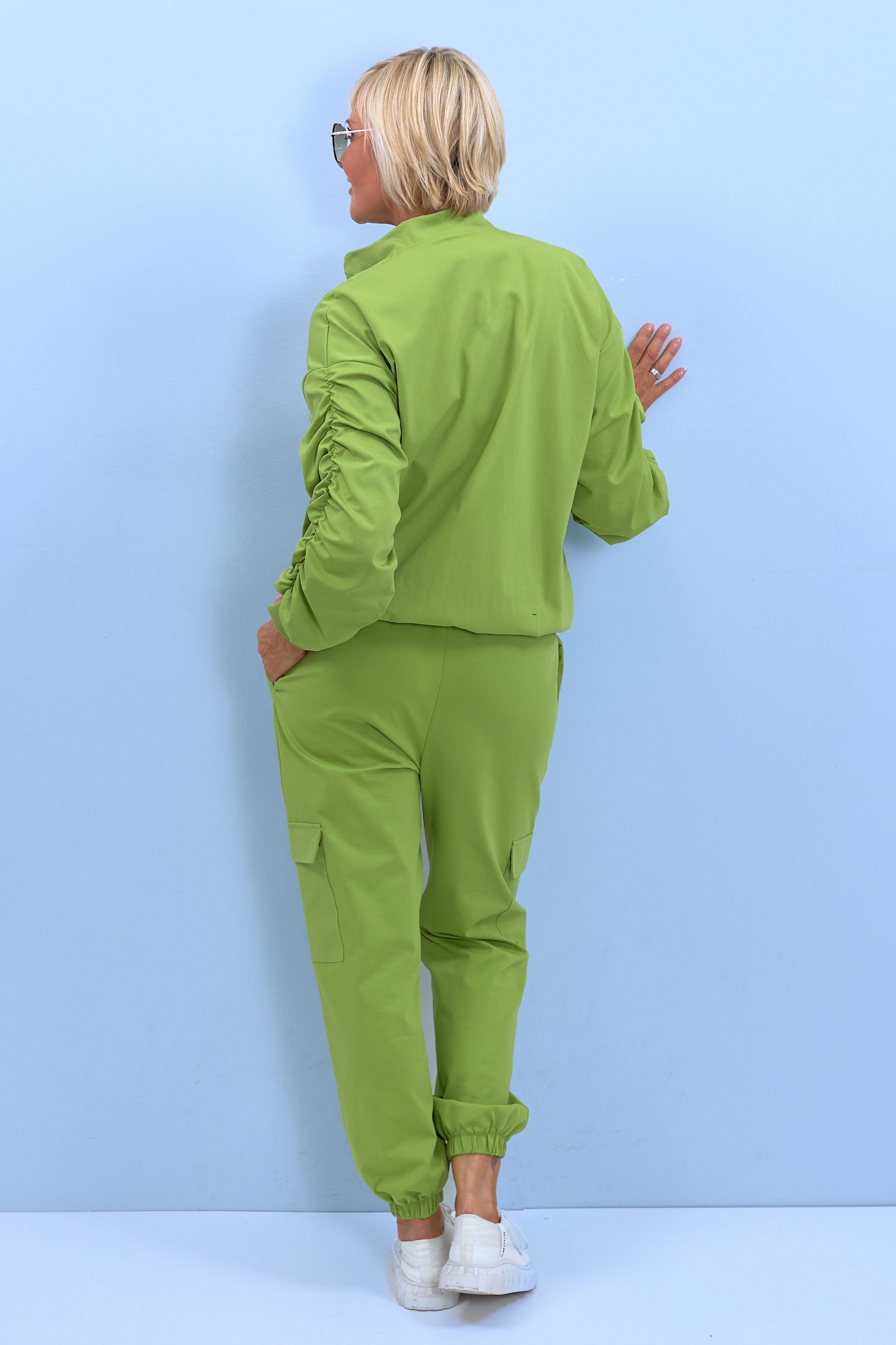 Blouson jacket with ruffled sleeves, green