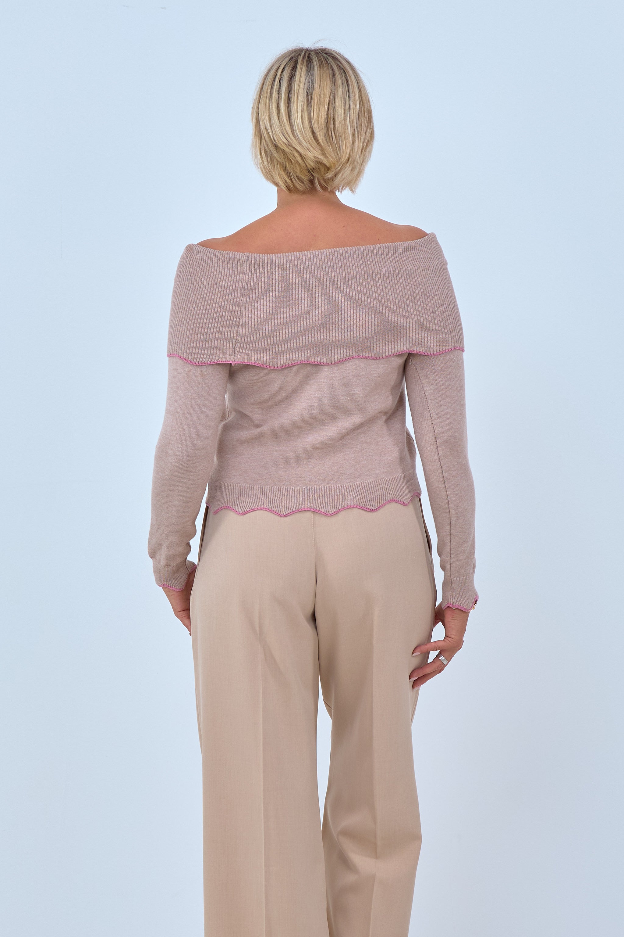 schulterfreier Carmen Pullover in beige von Trends & Lifestyle Deutschland GmbH