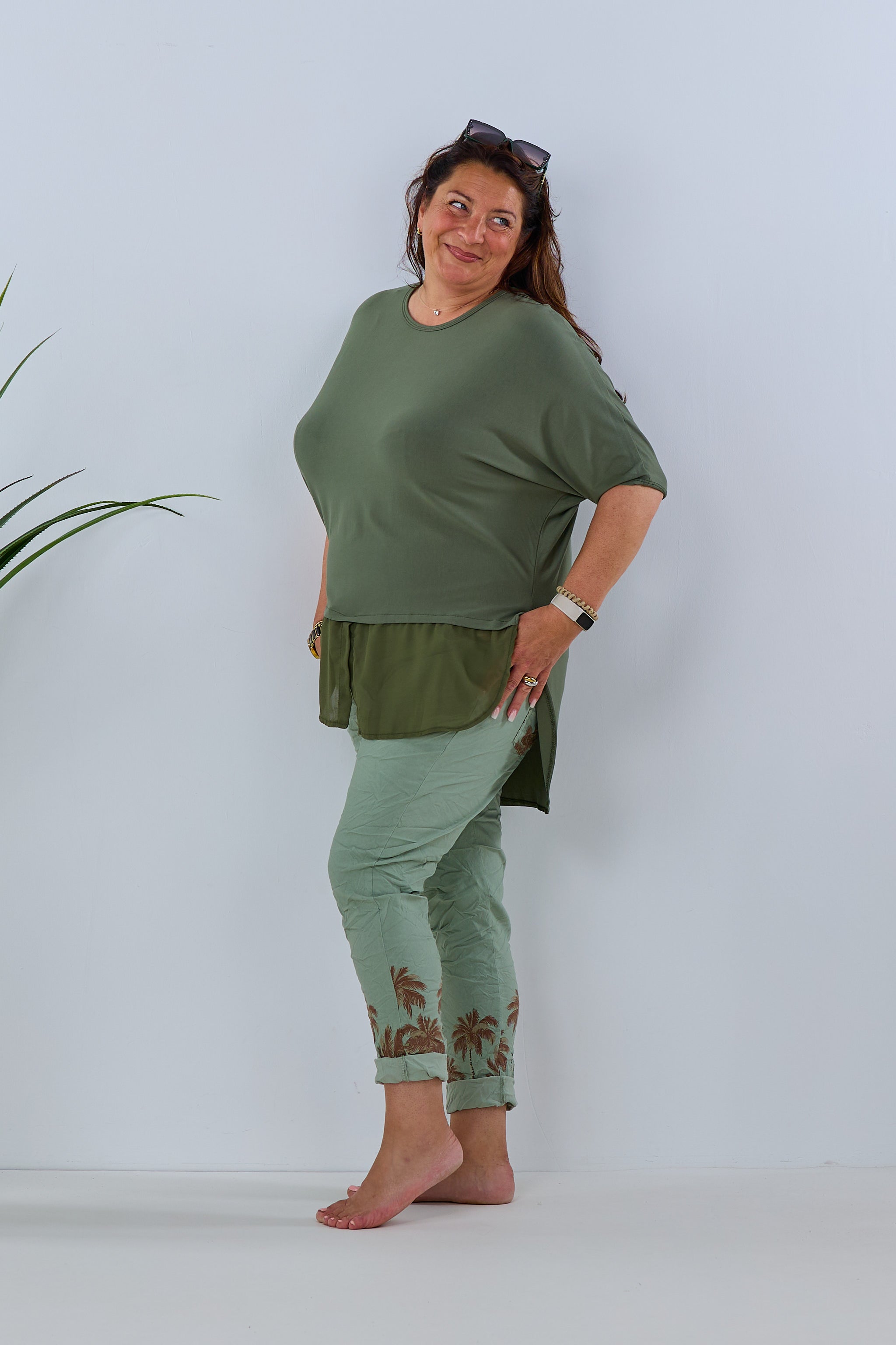 Oversized shirt with blouse insert and chain, khaki
