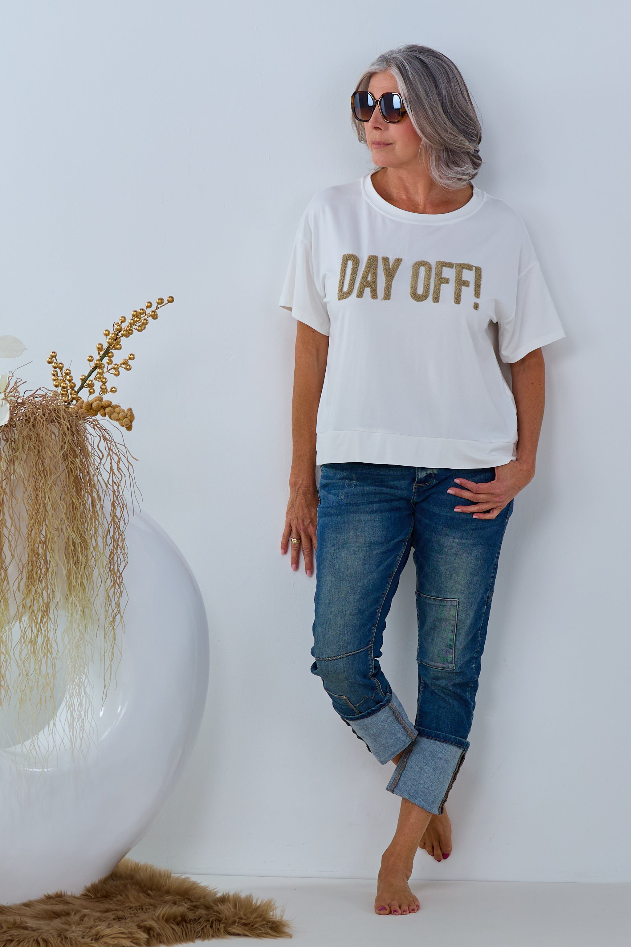 T-Shirt mit DAY-OFF, weiß-taupe von Trends & Lifestyle