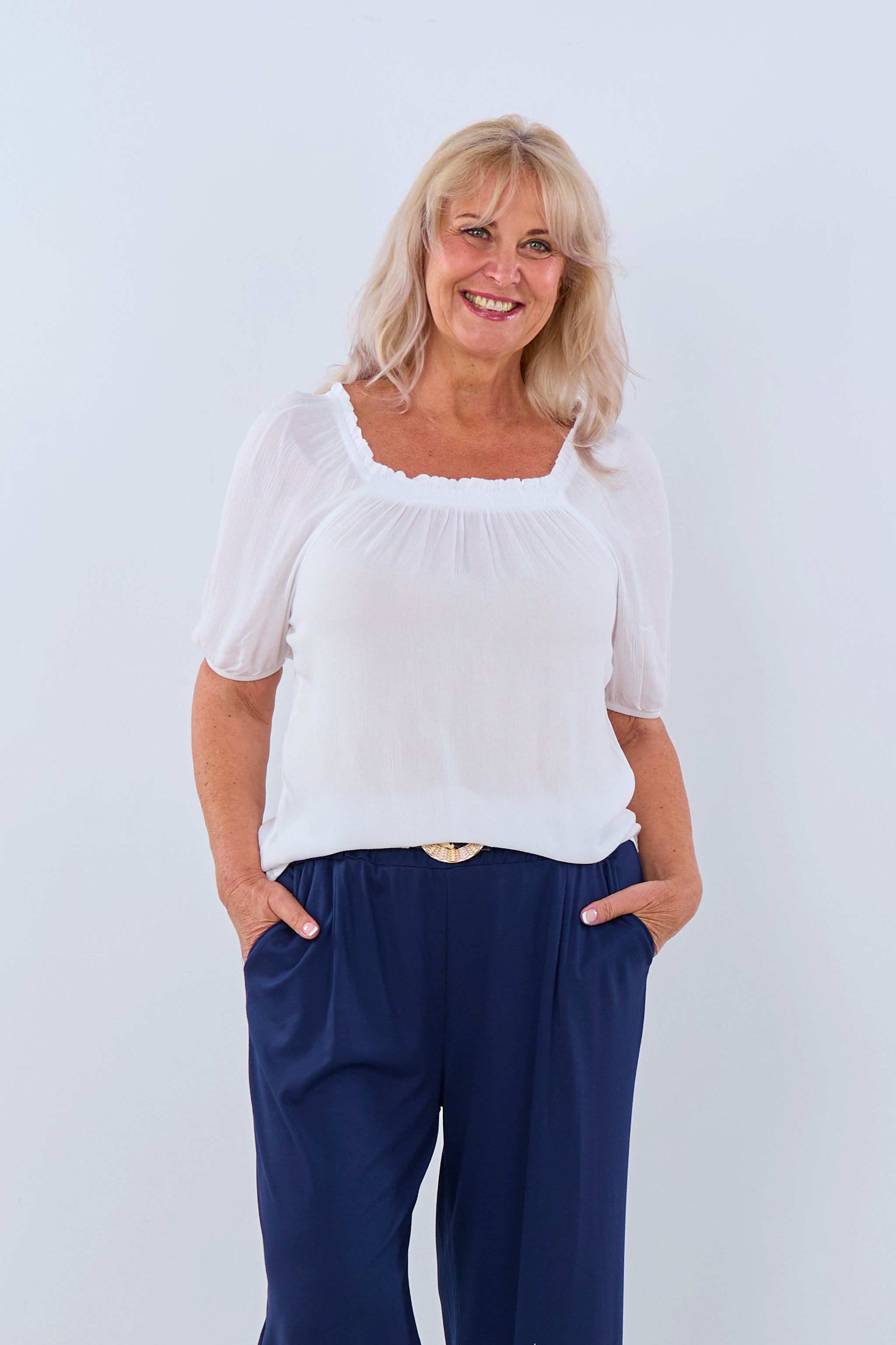 Bluse mit Carmenausschnitt, weiß von Trends & Lifestyle