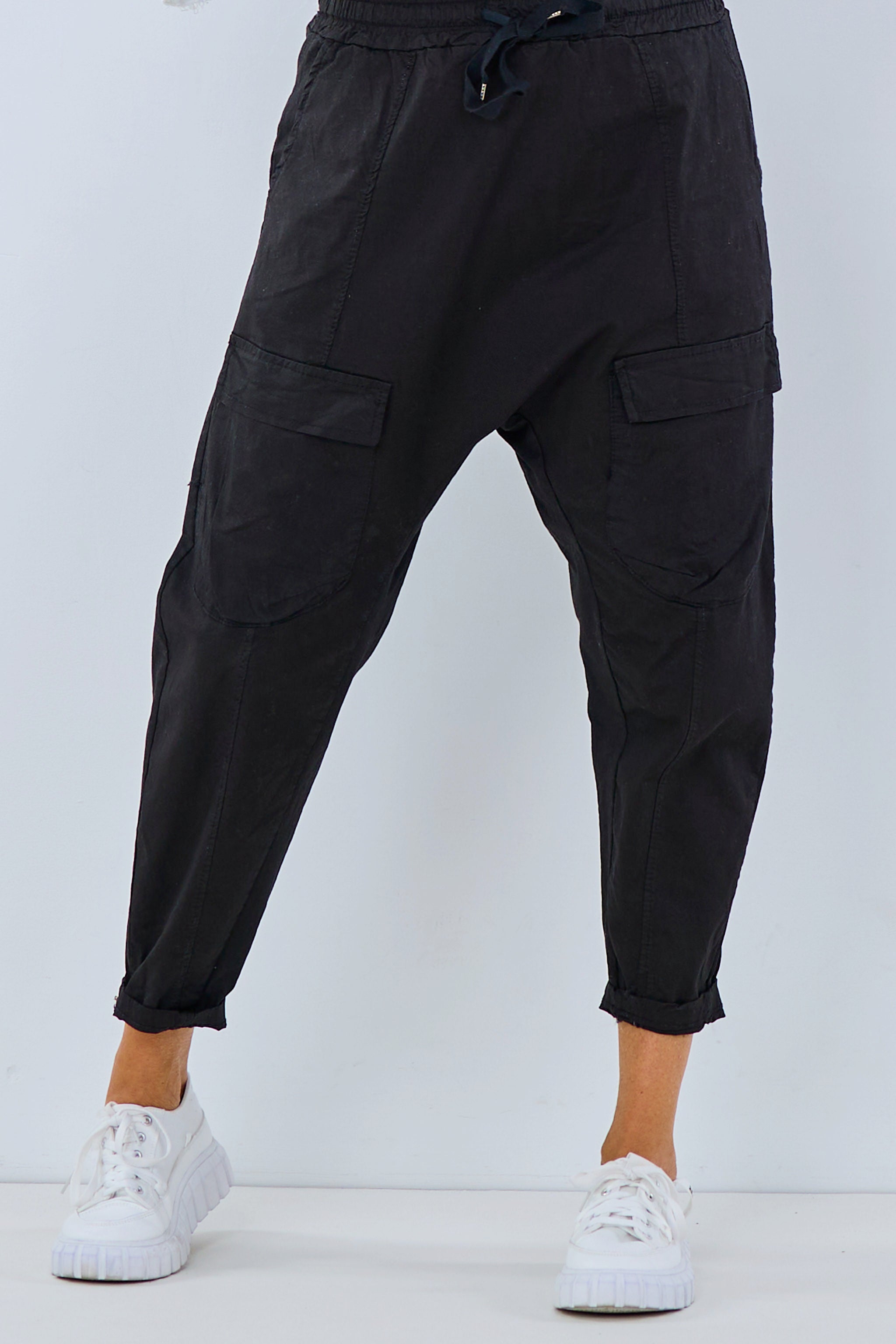 Baggy Hose mit aufgesetzten Taschen, schwarz von Trends & Lifestyle