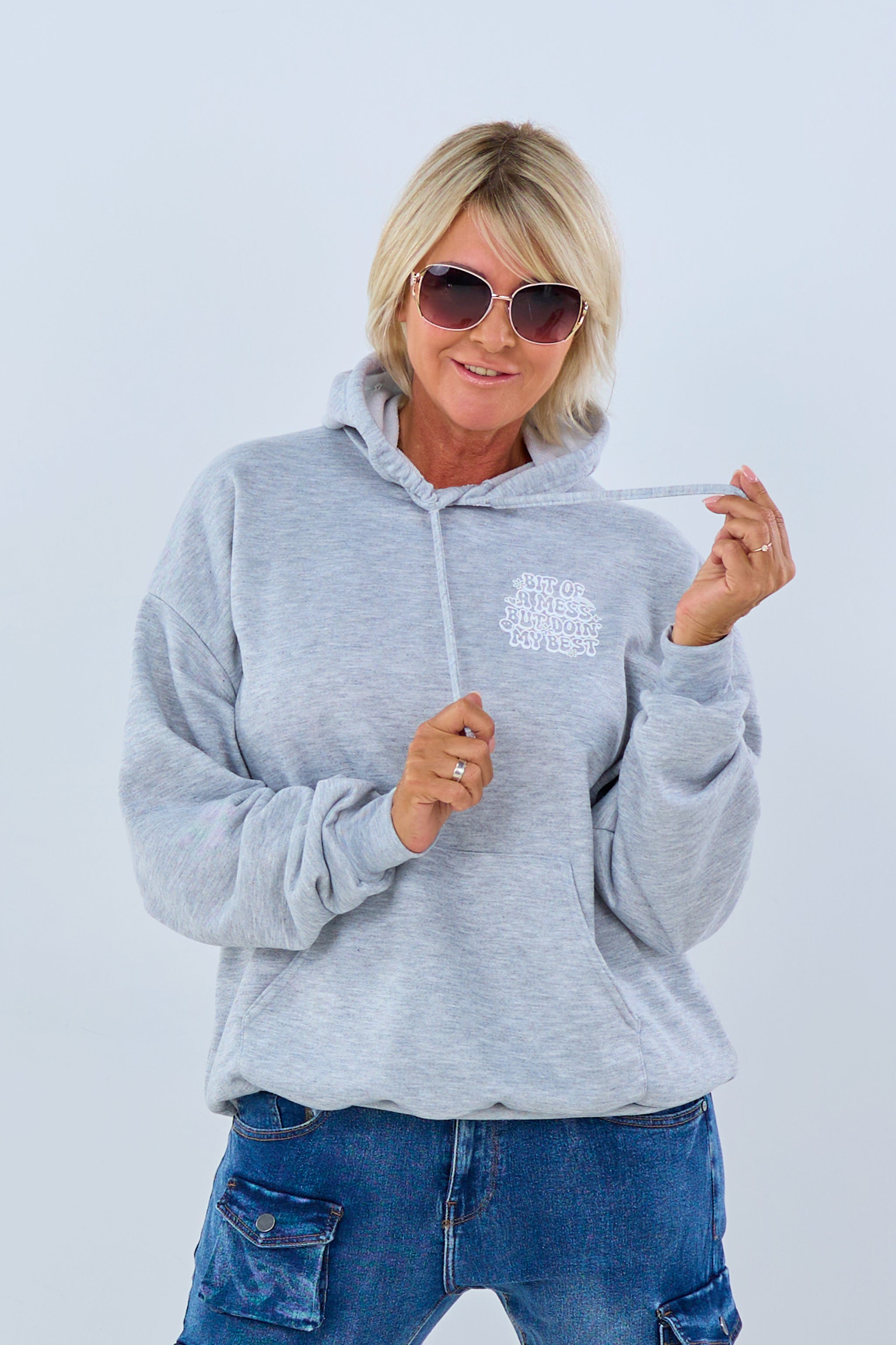 Hoodie mit Print: "Bit of a mess", grau meliert von Trends & Lifestyle