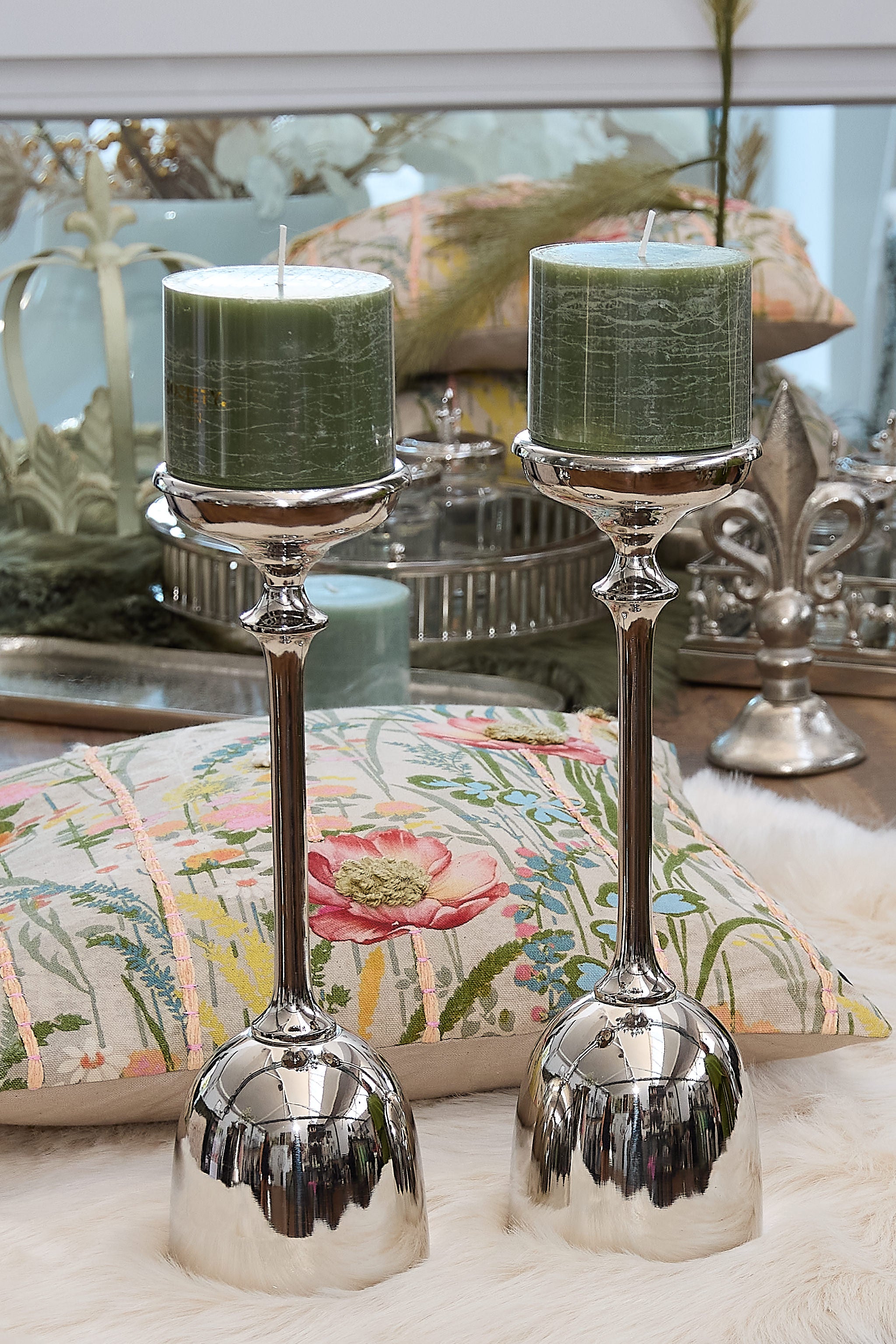 Large candle or tealight stand, silver-colored glass