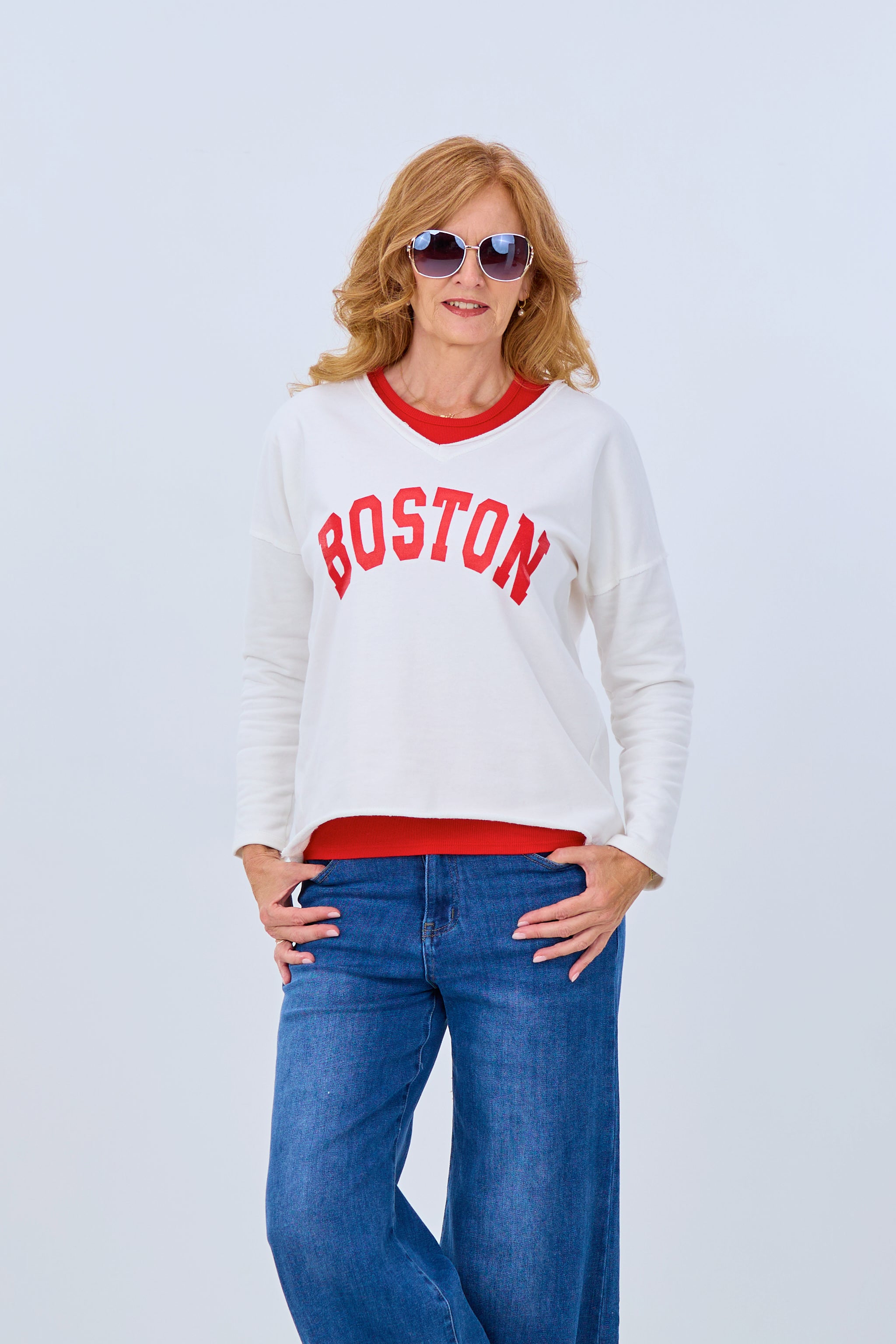 Sweaty mit BOSTON-Druck, ecru-rot von Trends & Lifestyle