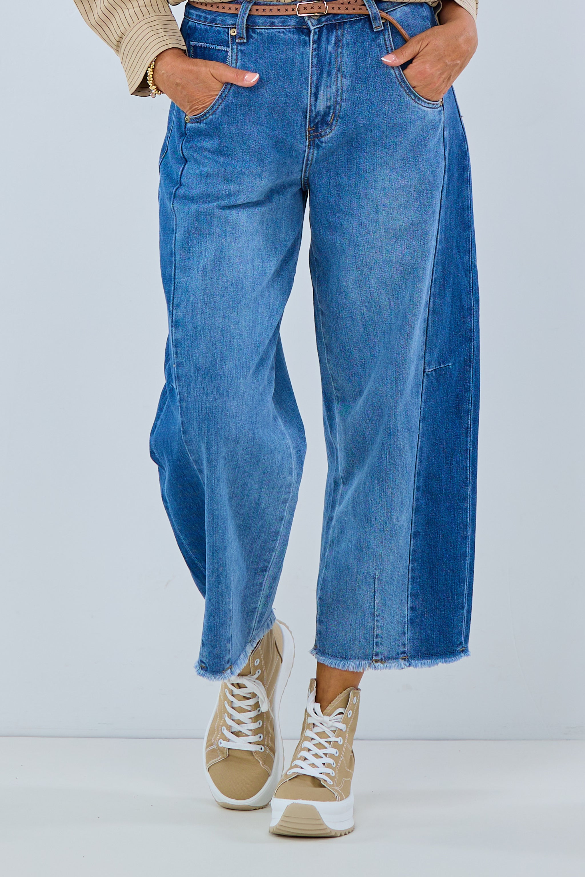 Mom jeans with small fringes, denim blue