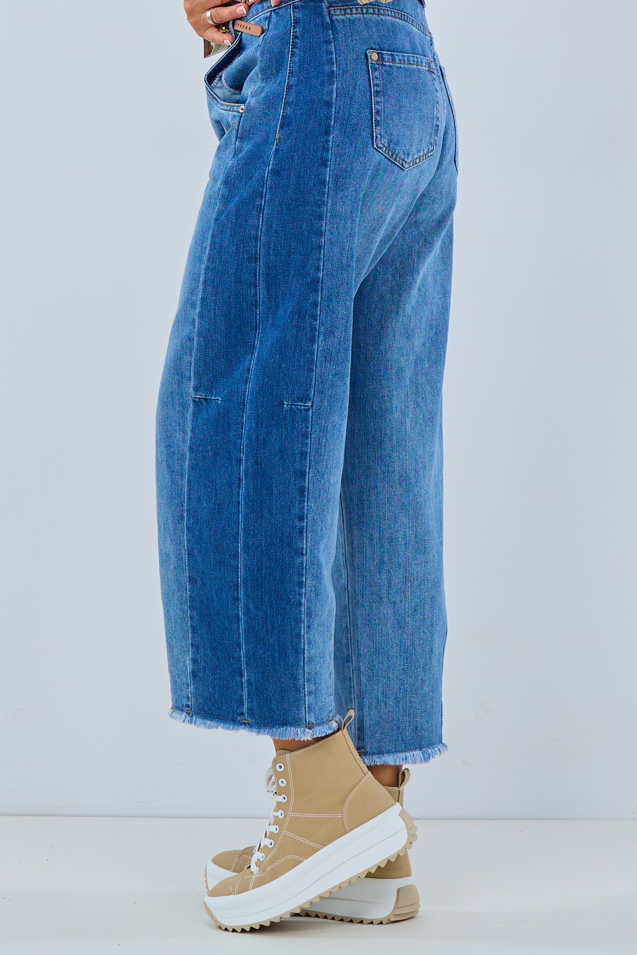 Mom jeans with small fringes, denim blue