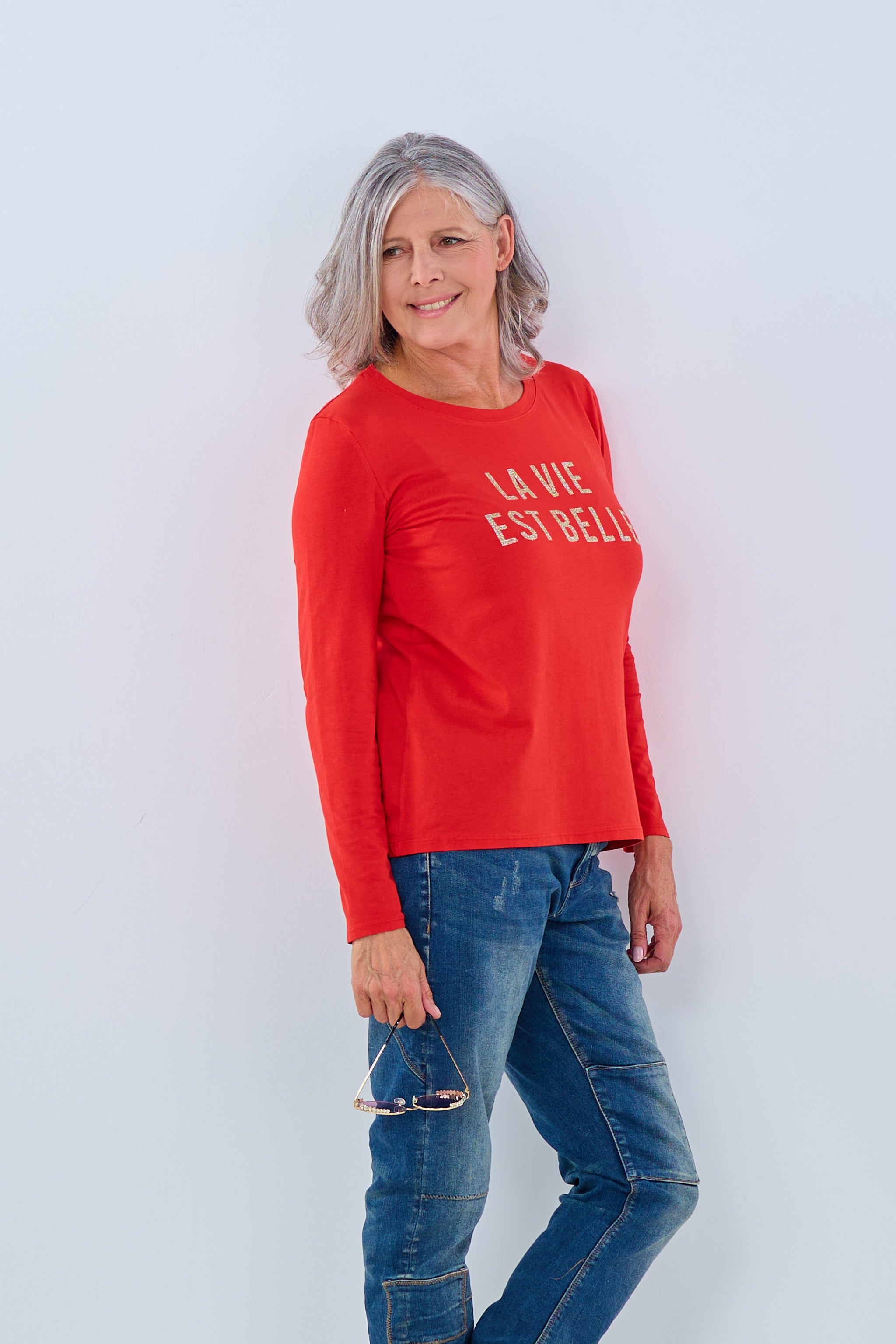 Longsleeve with la vie est belle Print, red