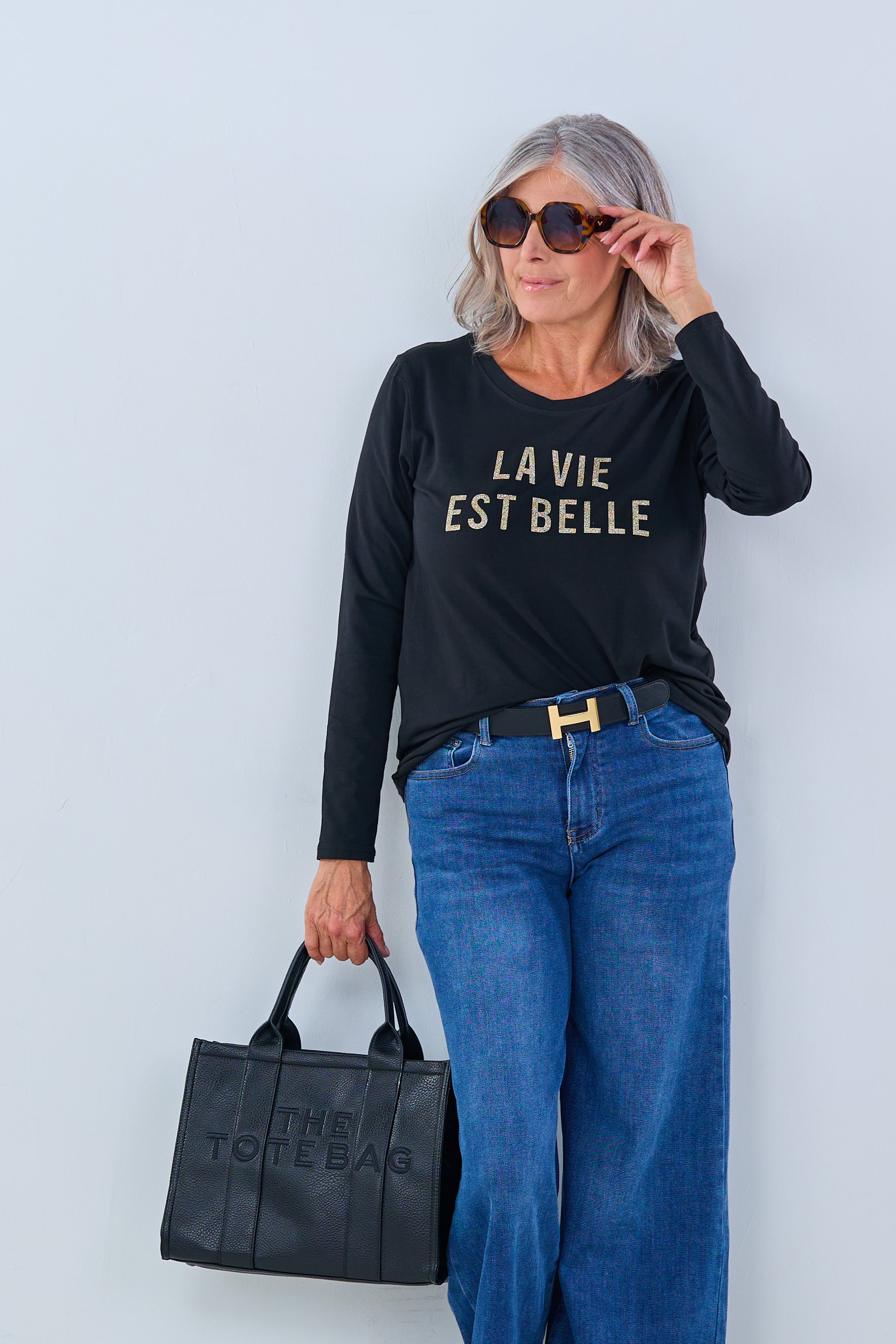 Longsleeve with la vie est belle Print, black