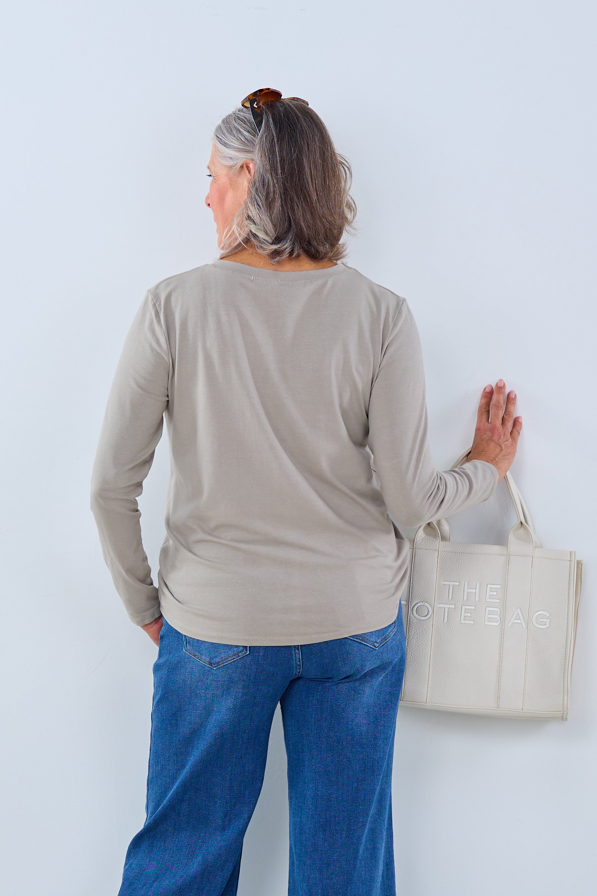 Longsleeve mit la vie est belle Print, taupe