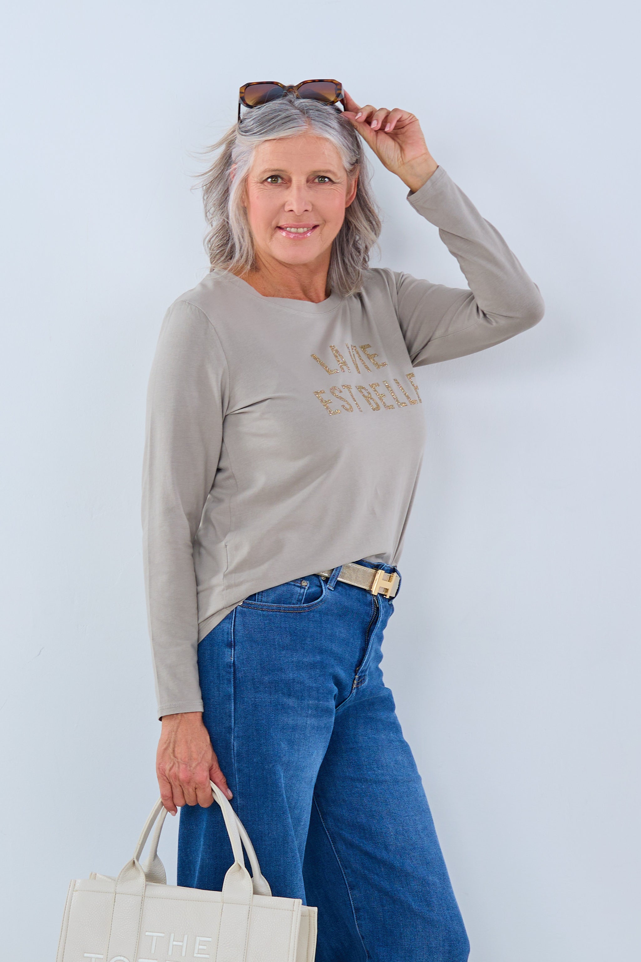 Longsleeve with la vie est belle Print, taupe