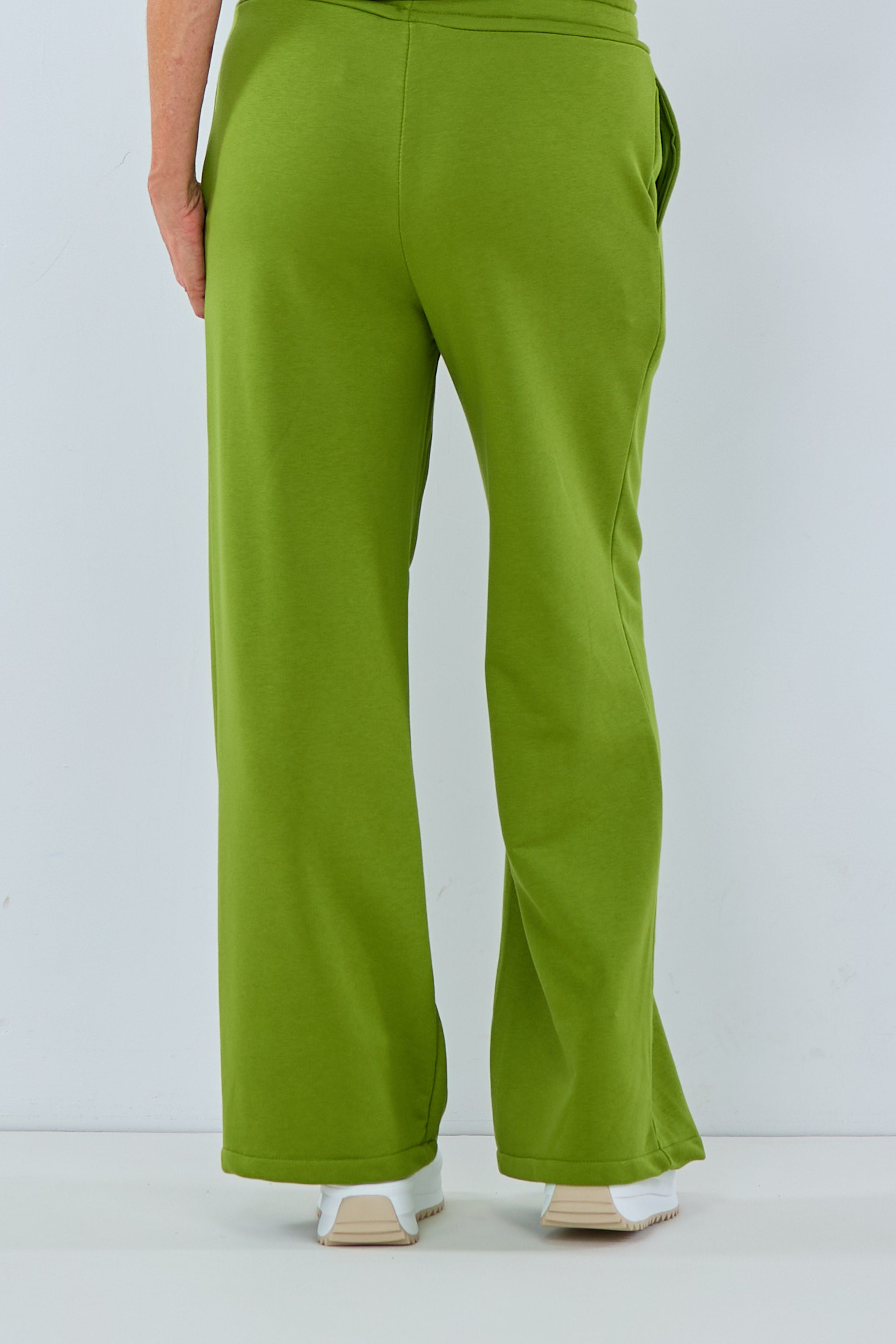 Sweatpants in Marlene style, green