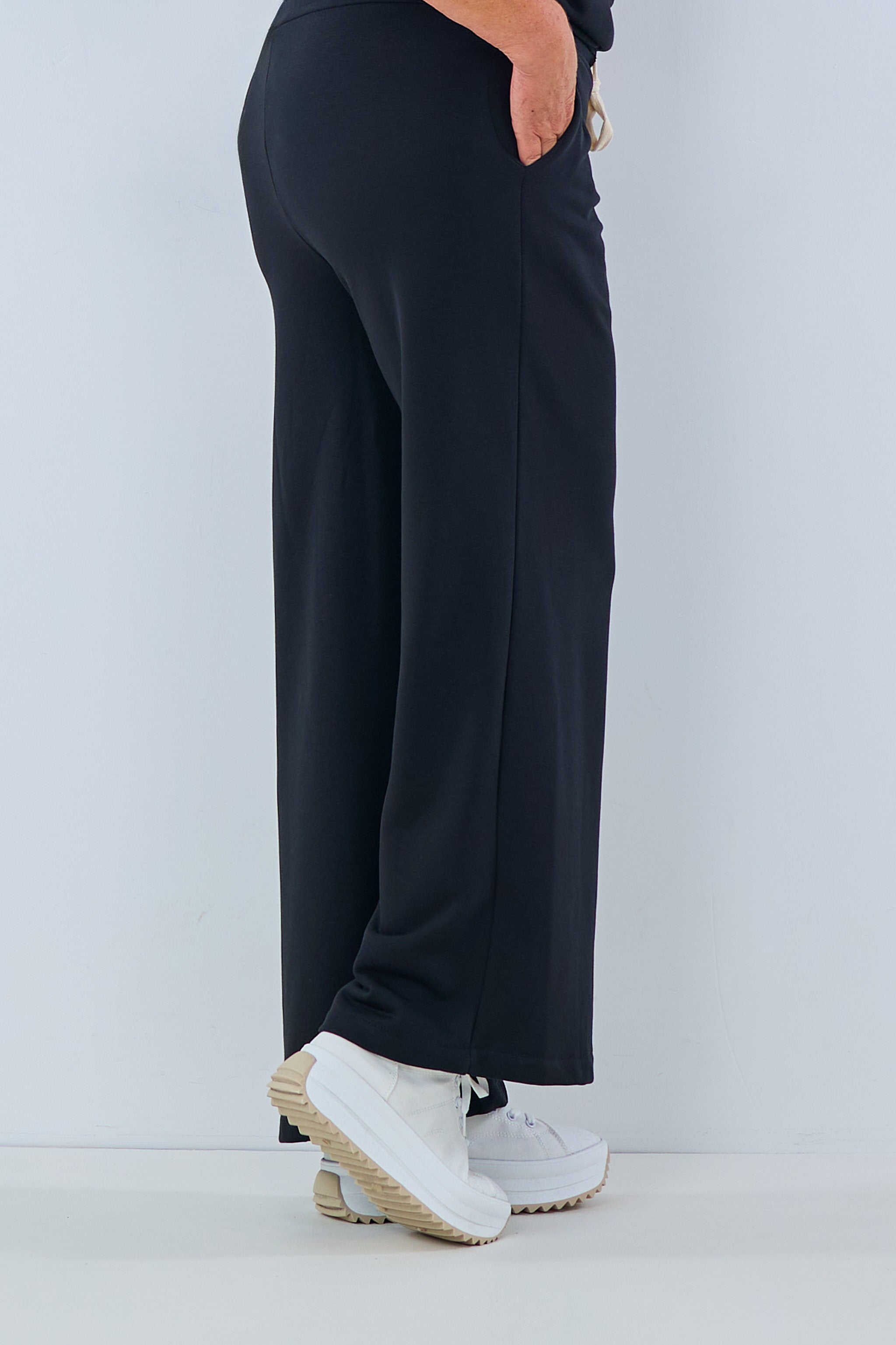 Sweatpants in Marlene style, black