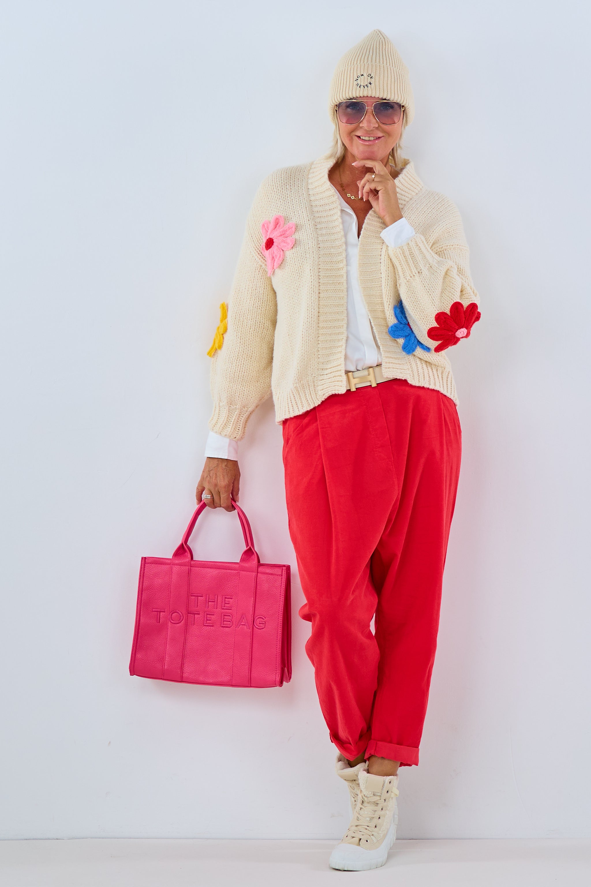 cute cardigan with flowers, cream-colored